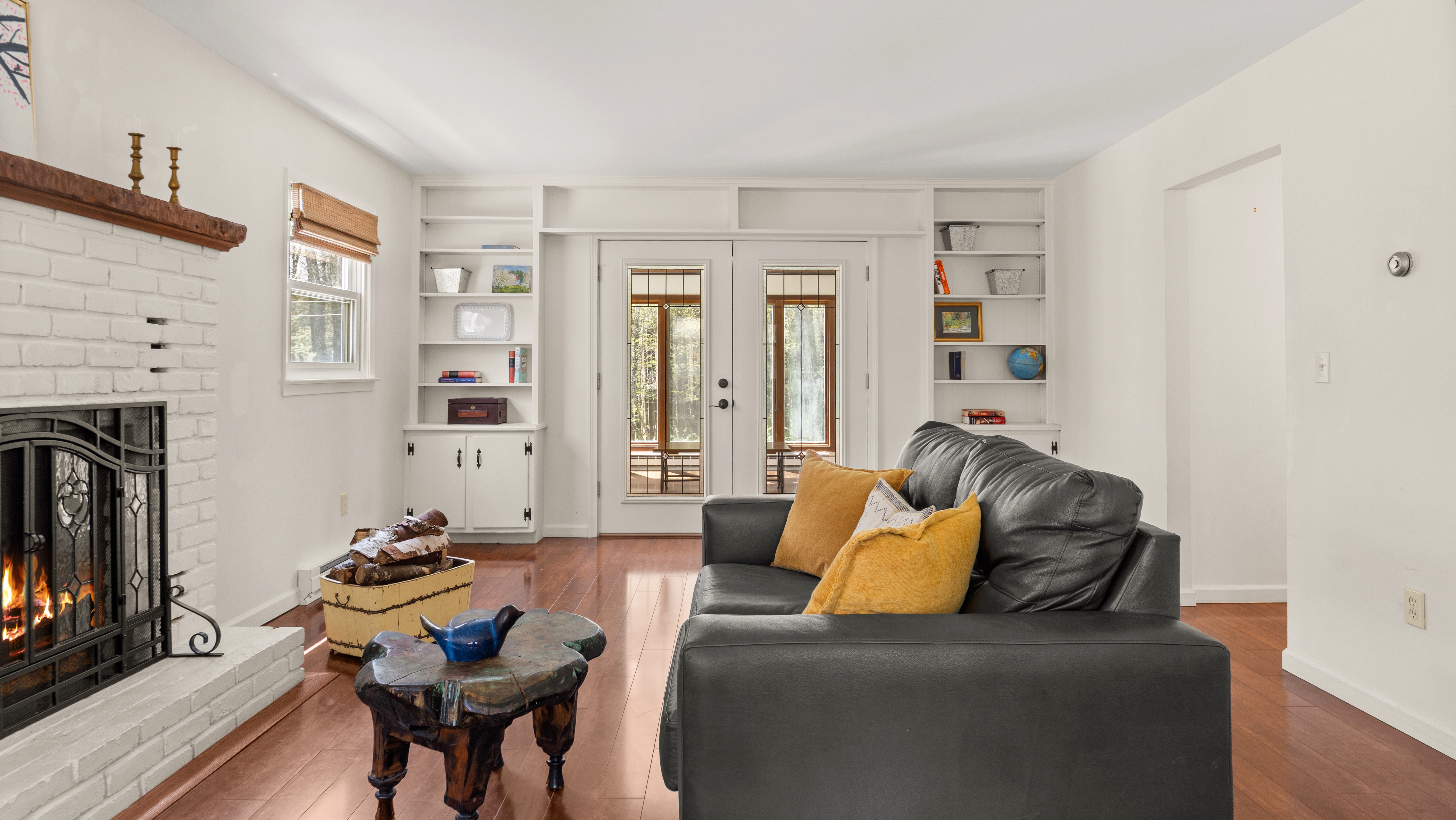  Idyllic Country Living: Sweet Cape on 2 Acres with Berkshire Proximity - 物件實景