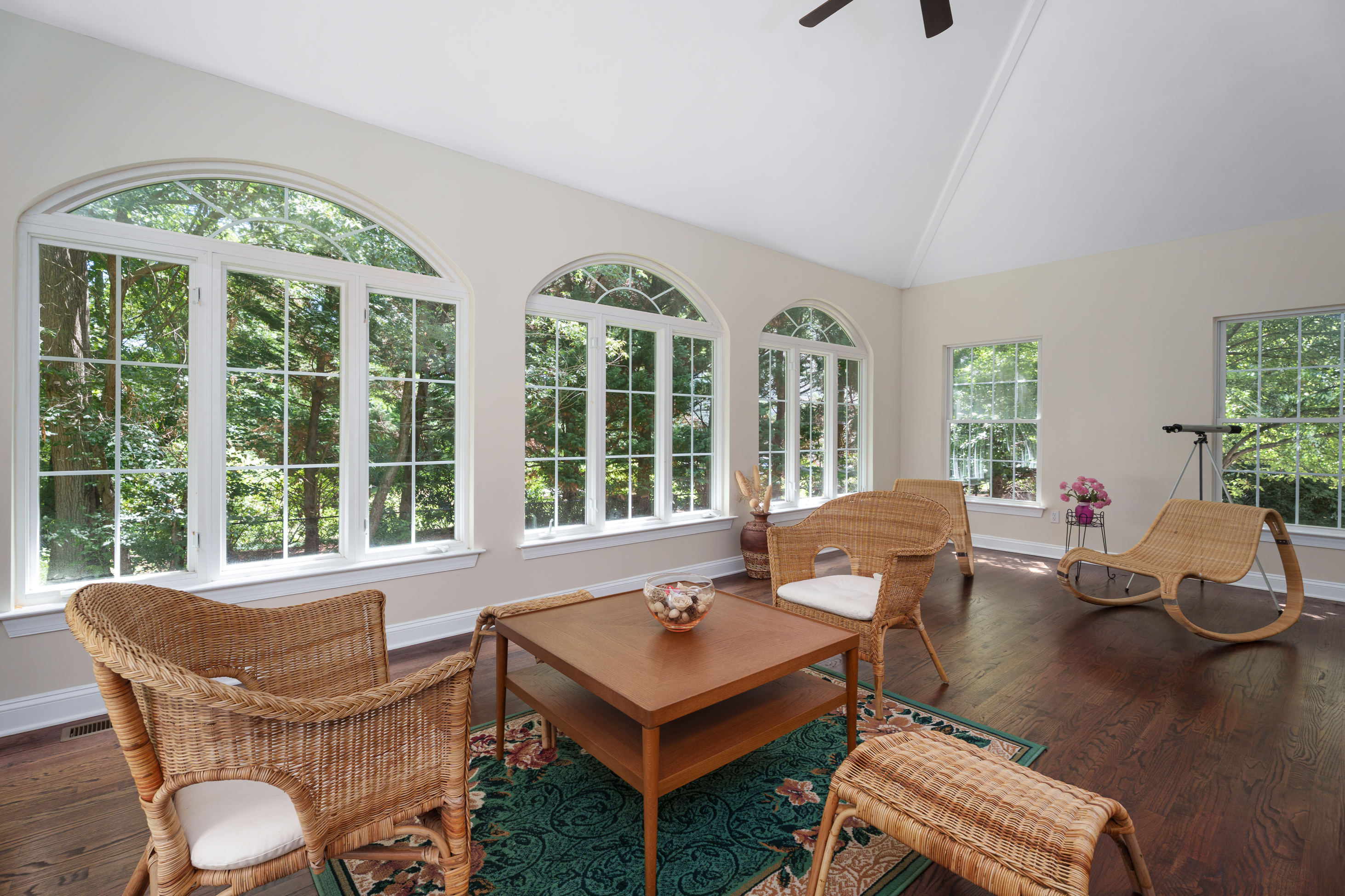  Privacy, Space and Prestige in West Windsor - 物件實景