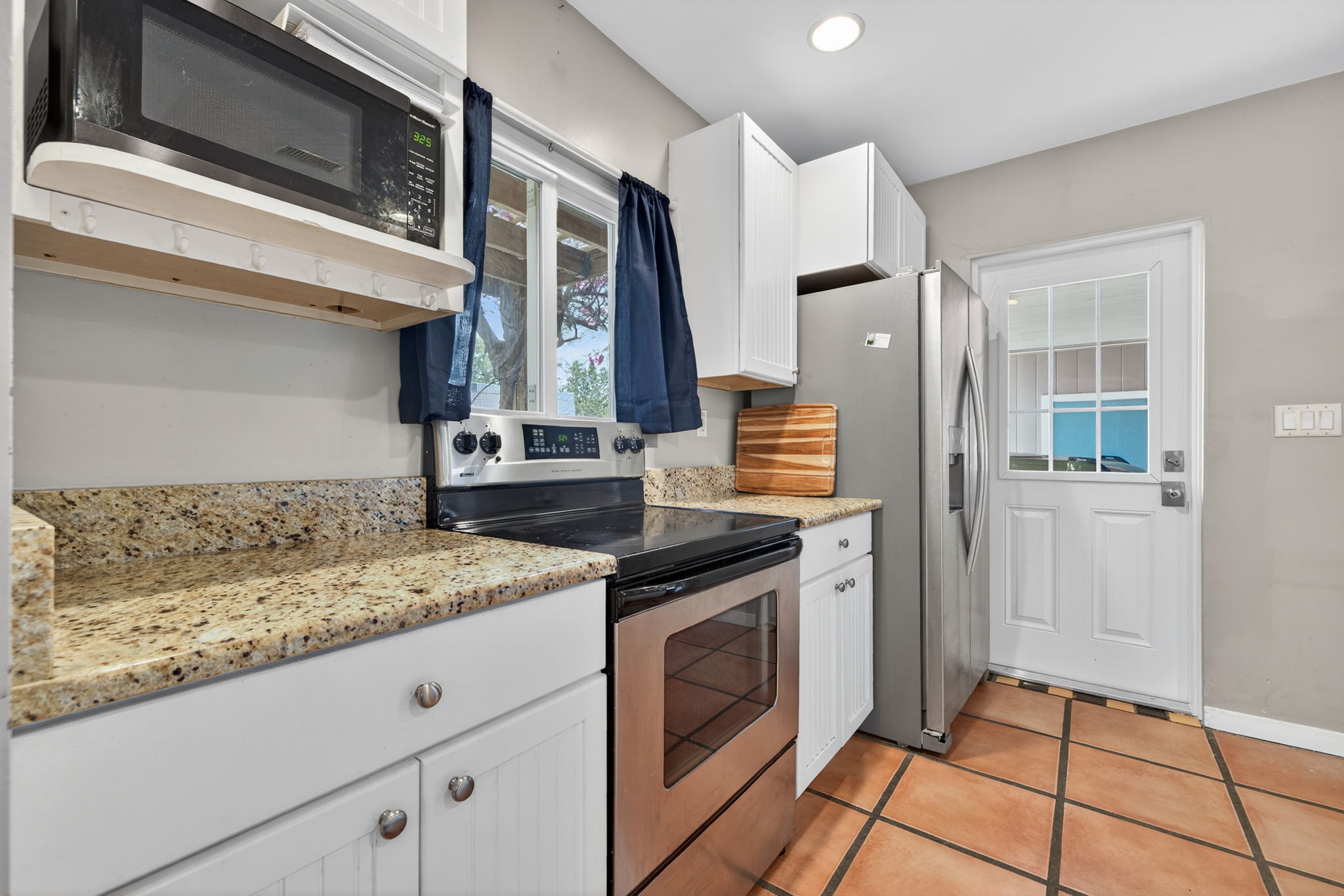 Clearwater, Florida, 33755, United States, 5 Bedrooms Bedrooms, ,3 BathroomsBathrooms,Residential,For Sale,2013064