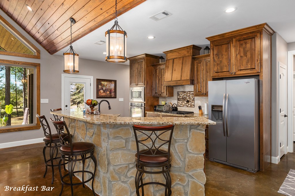 Etoile, Texas, 75944, United States, 3 Bedrooms Bedrooms, ,2 BathroomsBathrooms,Residential,For Sale,1989857