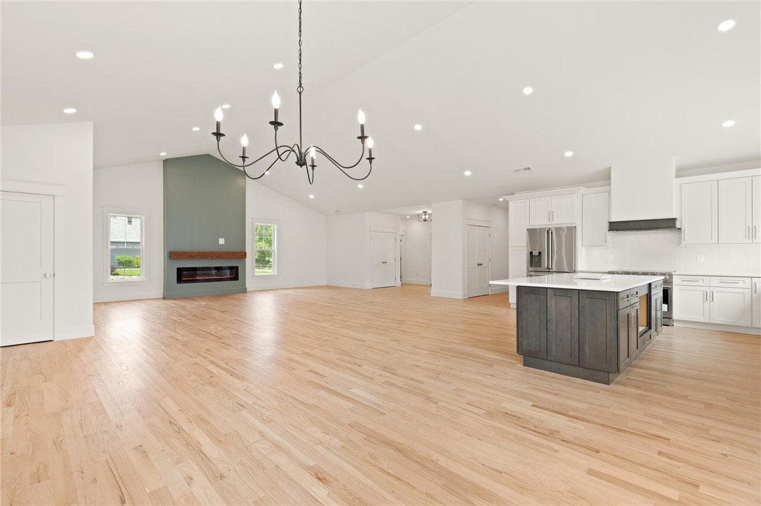 Johnston, Rhode Island, 02919, United States, 3 Bedrooms Bedrooms, ,3 BathroomsBathrooms,Residential,For Sale,1939389