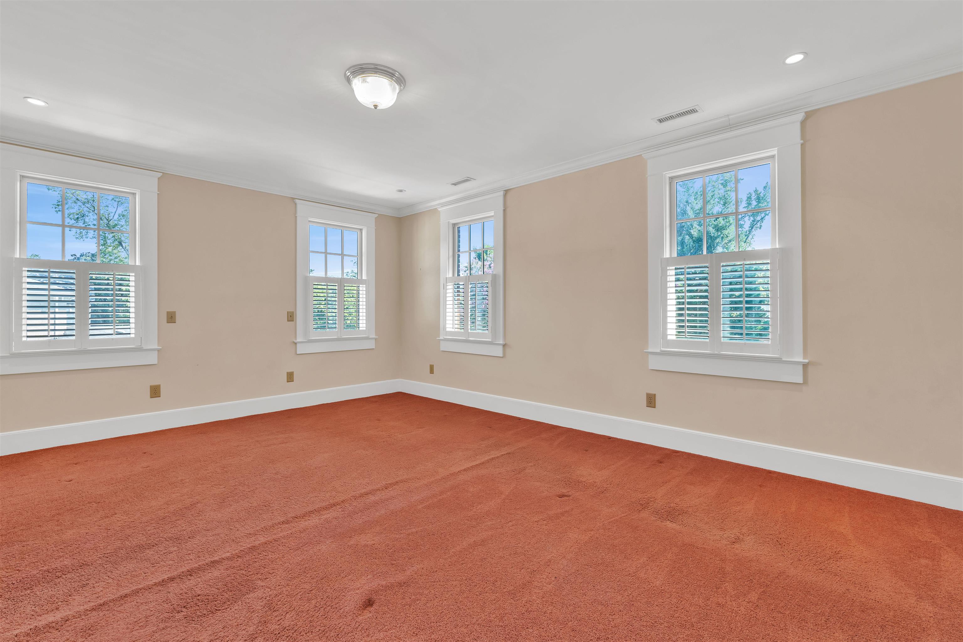 Spartanburg, South Carolina, 29302, United States, 4 Bedrooms Bedrooms, ,5 BathroomsBathrooms,Residential,For Sale,1919560