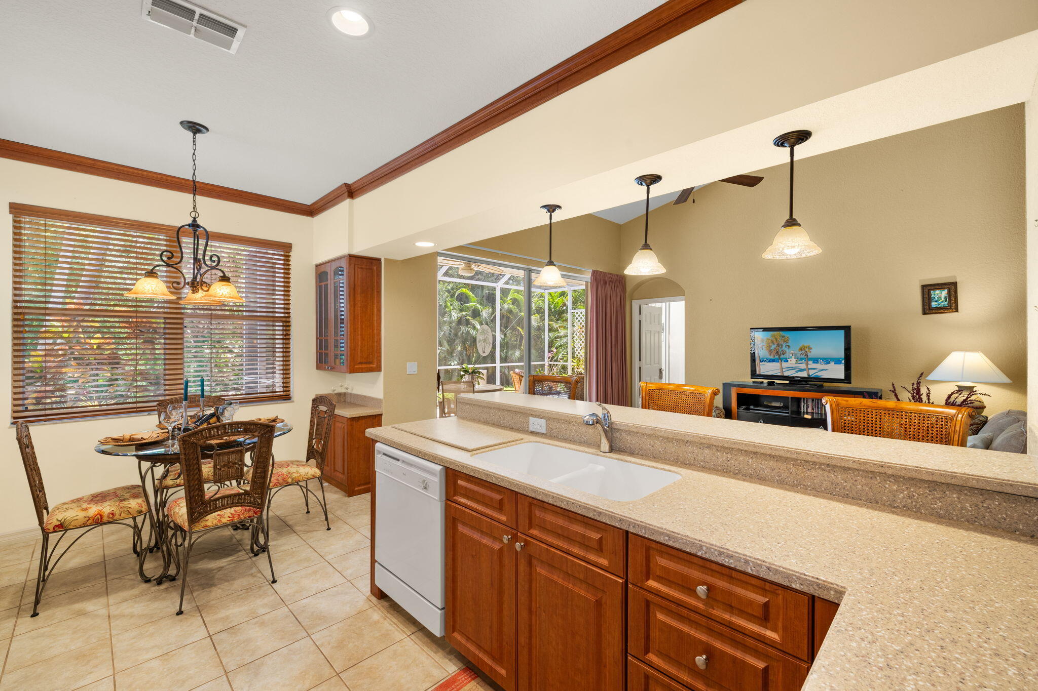 Naples, Florida, 34104, United States, 2 Bedrooms Bedrooms, ,2 BathroomsBathrooms,Residential,For Sale,1990967