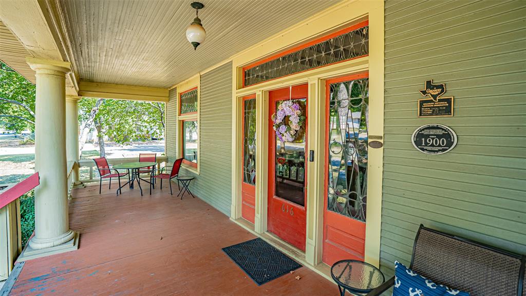 Granbury, Texas, 76048, United States, 8 Bedrooms Bedrooms, ,8 BathroomsBathrooms,Residential,For Sale,2009075