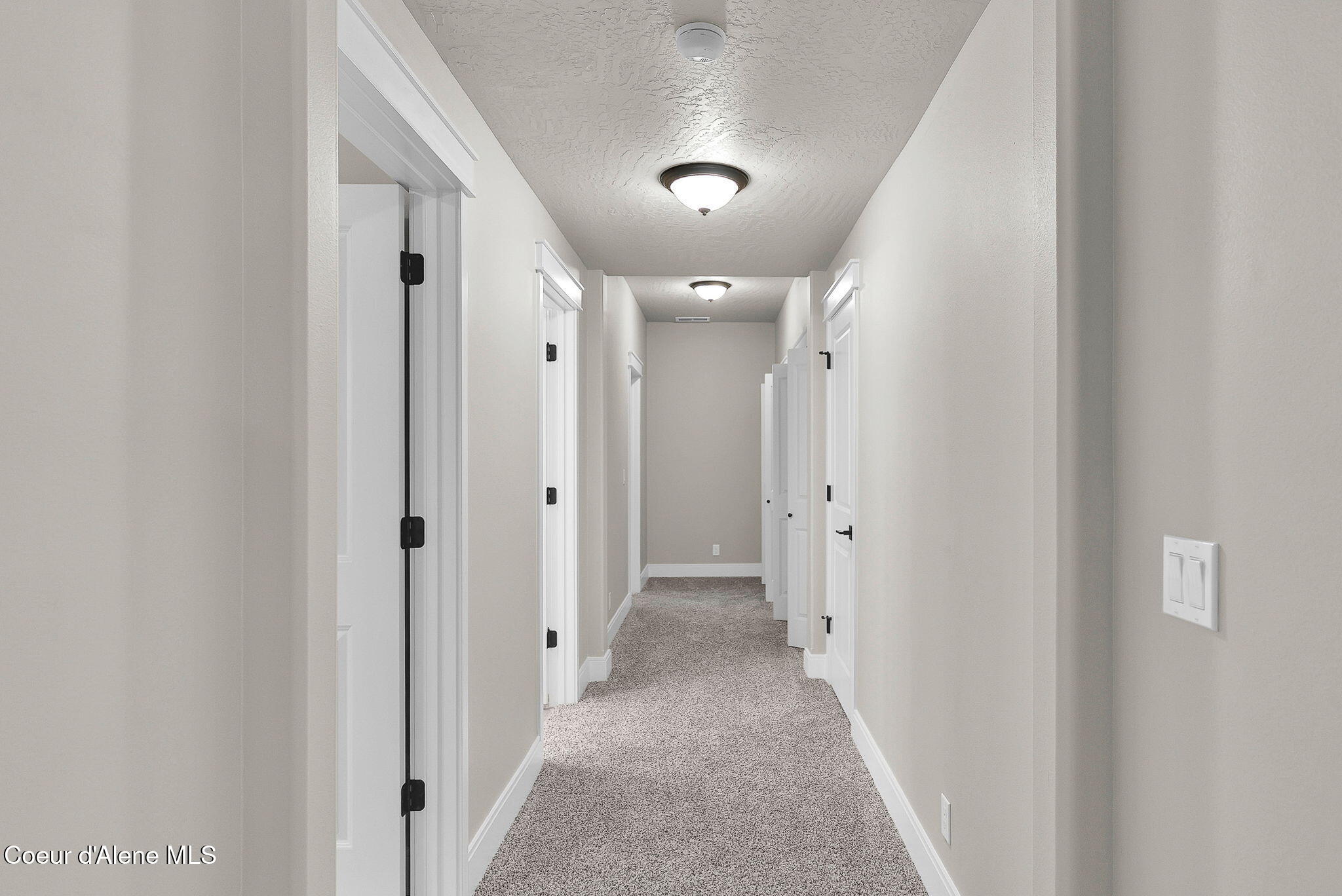 Rathdrum, Idaho, 83858, United States, 5 Bedrooms Bedrooms, ,1 BathroomBathrooms,Residential,For Sale,1989030