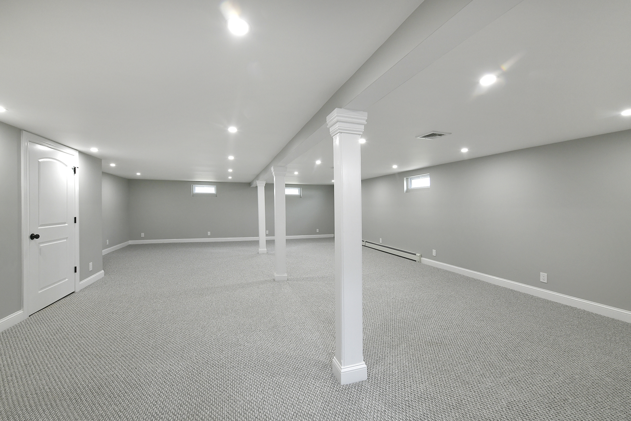 Farmingdale, New York, 11735, United States, 3 Bedrooms Bedrooms, ,2 BathroomsBathrooms,Residential,For Sale,1928376