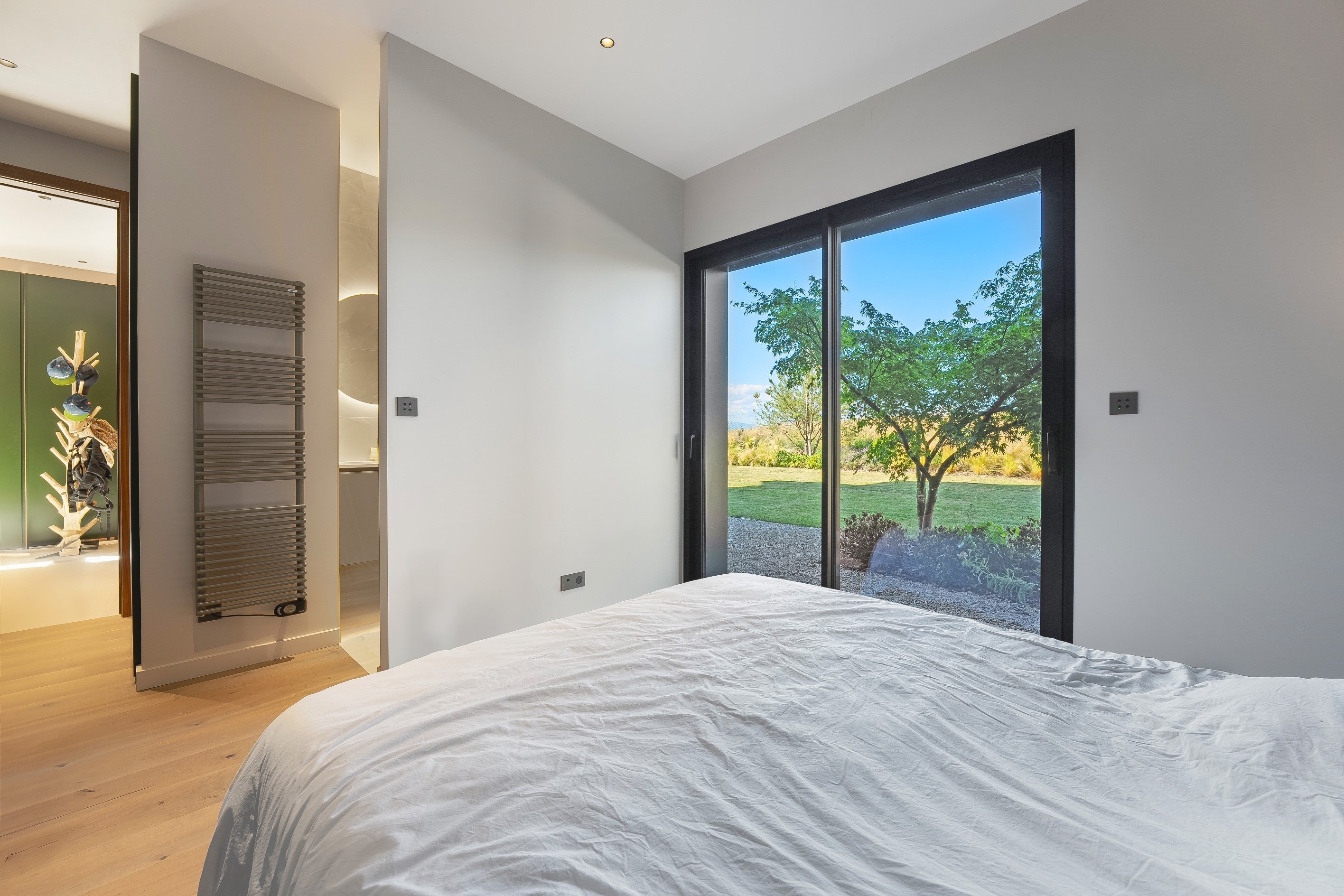  Contemporary villa with  a prime location near the Swiss border. - 物件實景