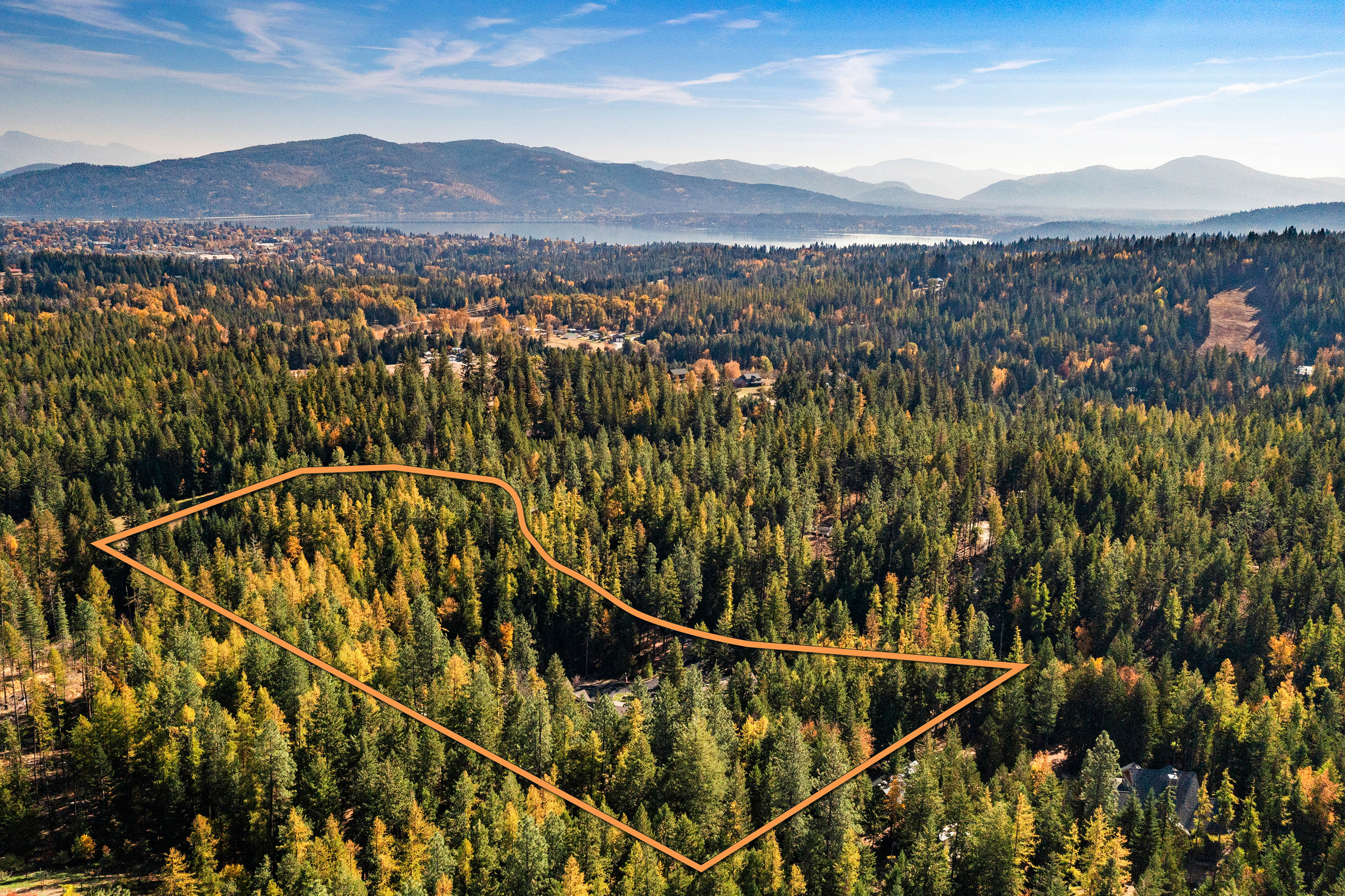 Sandpoint, Idaho, 83864, United States, 6 Bedrooms Bedrooms, ,8 BathroomsBathrooms,Residential,For Sale,1975419