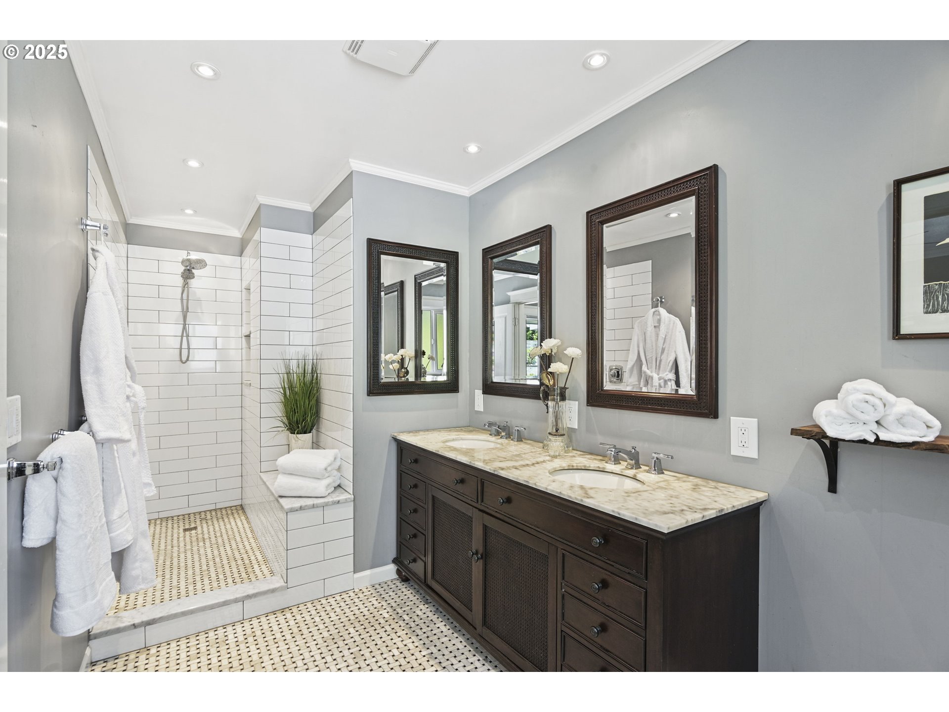 Portland, Oregon, 97225, United States, 3 Bedrooms Bedrooms, ,3 BathroomsBathrooms,Residential,For Sale,1787788