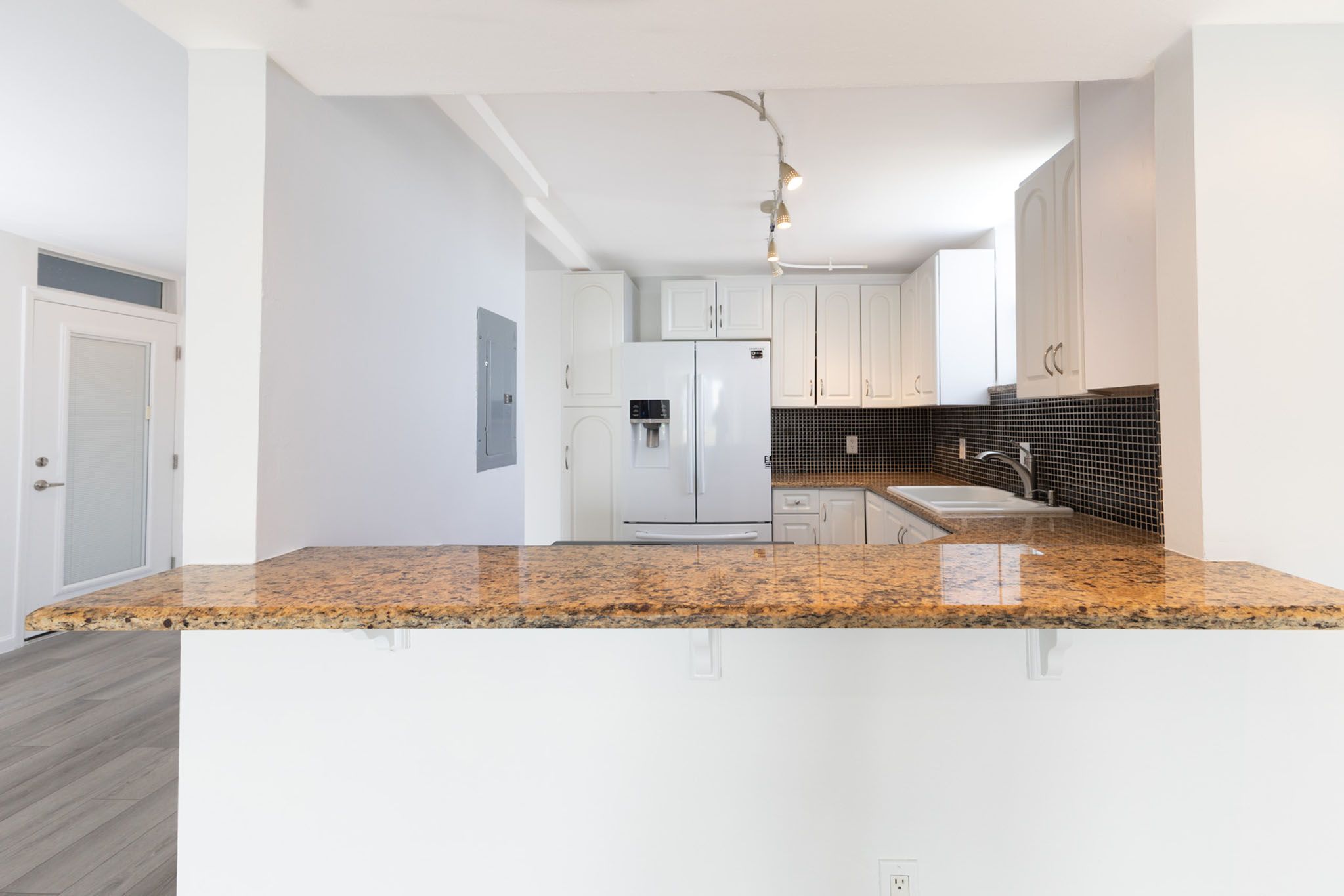  1045 10th St, Miami Beach, FL, 33139 - 物件實景