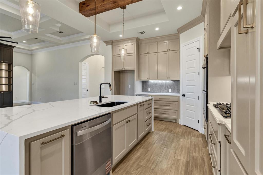 Granbury, Texas, 76049, United States, 4 Bedrooms Bedrooms, ,3 BathroomsBathrooms,Residential,For Sale,2007814