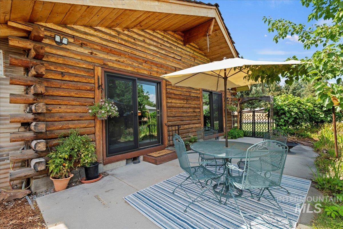 Boise, Idaho, 83706, United States, 3 Bedrooms Bedrooms, ,Residential,For Sale,2002231