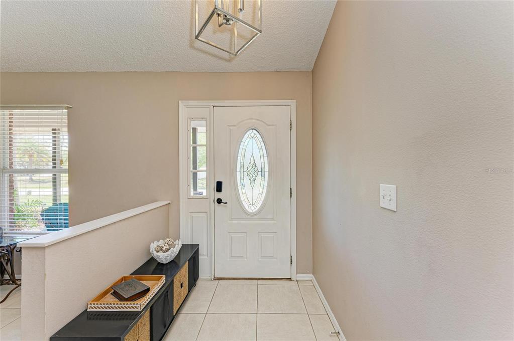 Bradenton, Florida, 34212, United States, 3 Bedrooms Bedrooms, ,2 BathroomsBathrooms,Residential,For Sale,1751964