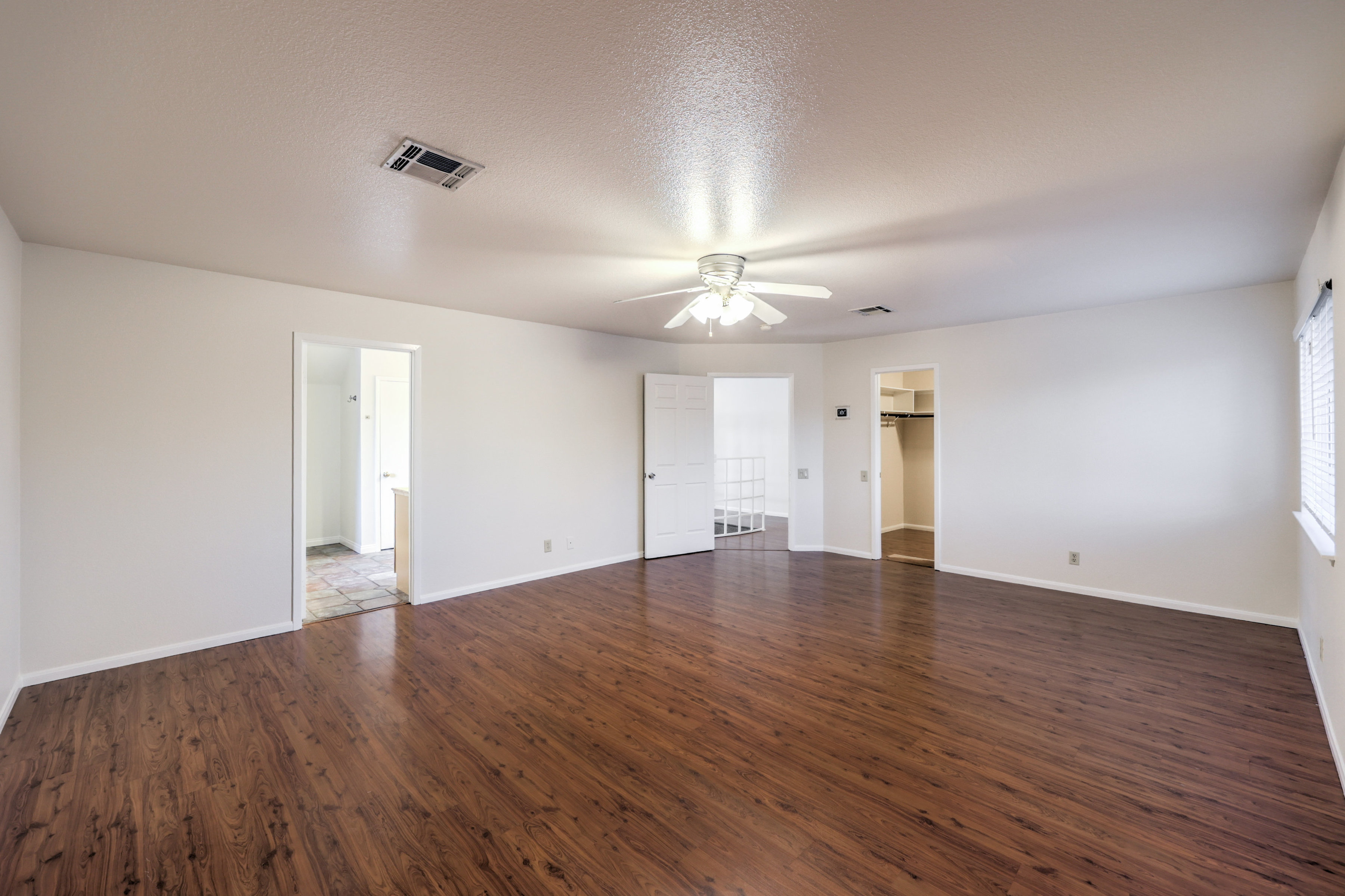  New to Market - 物件實景