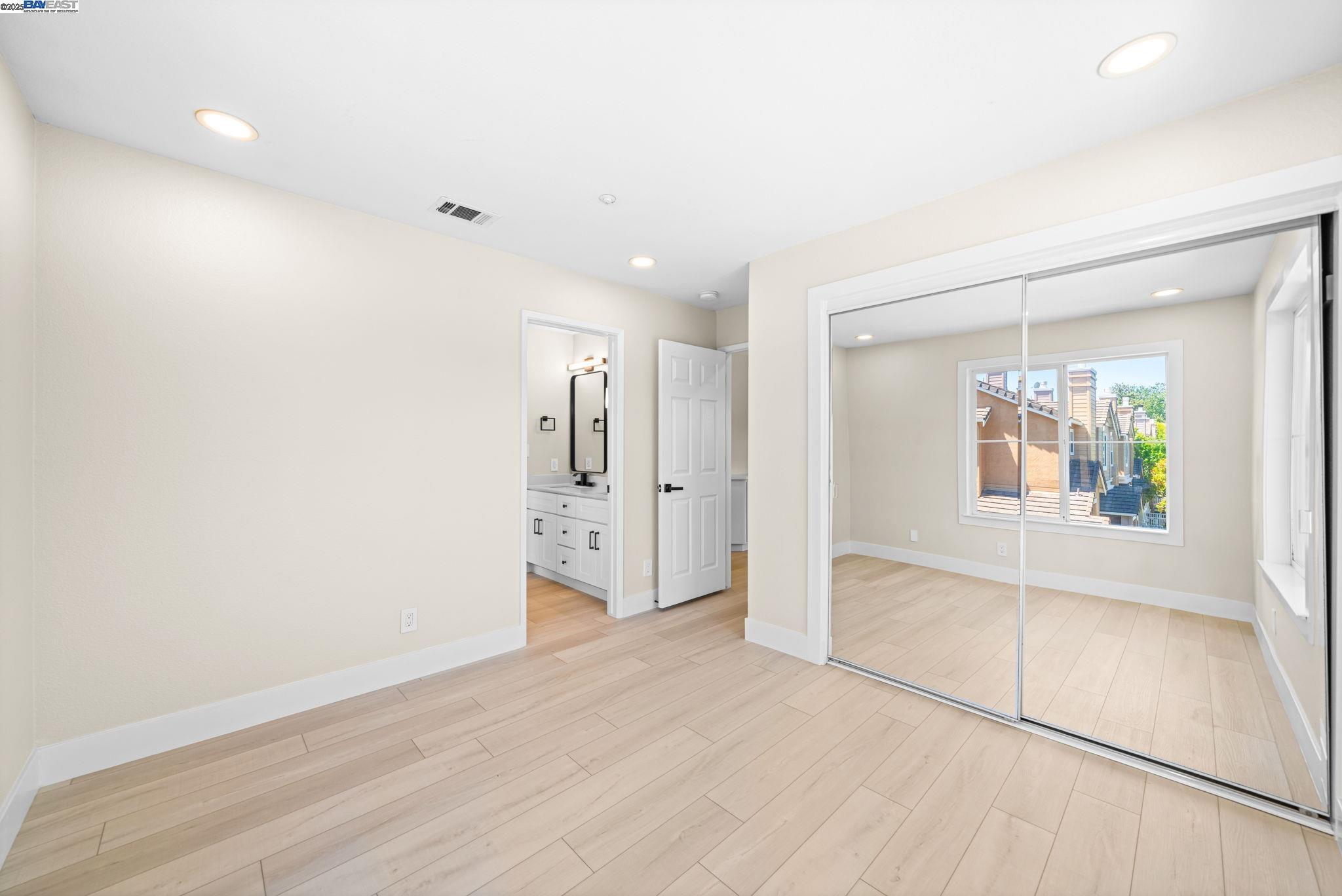 Dublin, California, 94568, United States, 3 Bedrooms Bedrooms, ,3 BathroomsBathrooms,Residential,For Sale,2006259