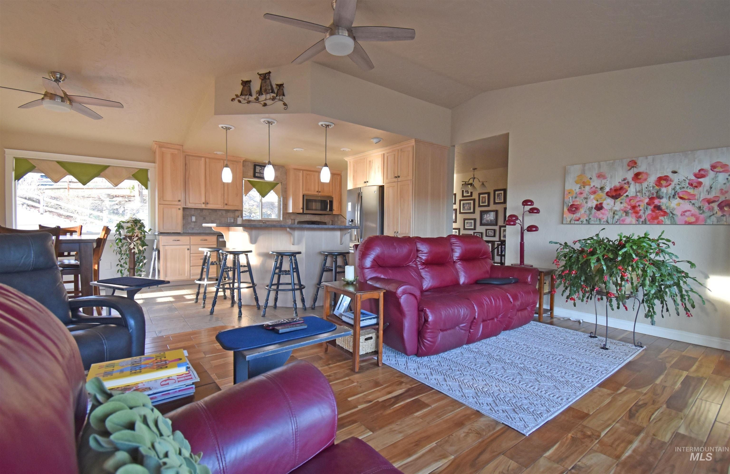 Clarkston, Washington, 99403, United States, 4 Bedrooms Bedrooms, ,2 BathroomsBathrooms,Residential,For Sale,2011343