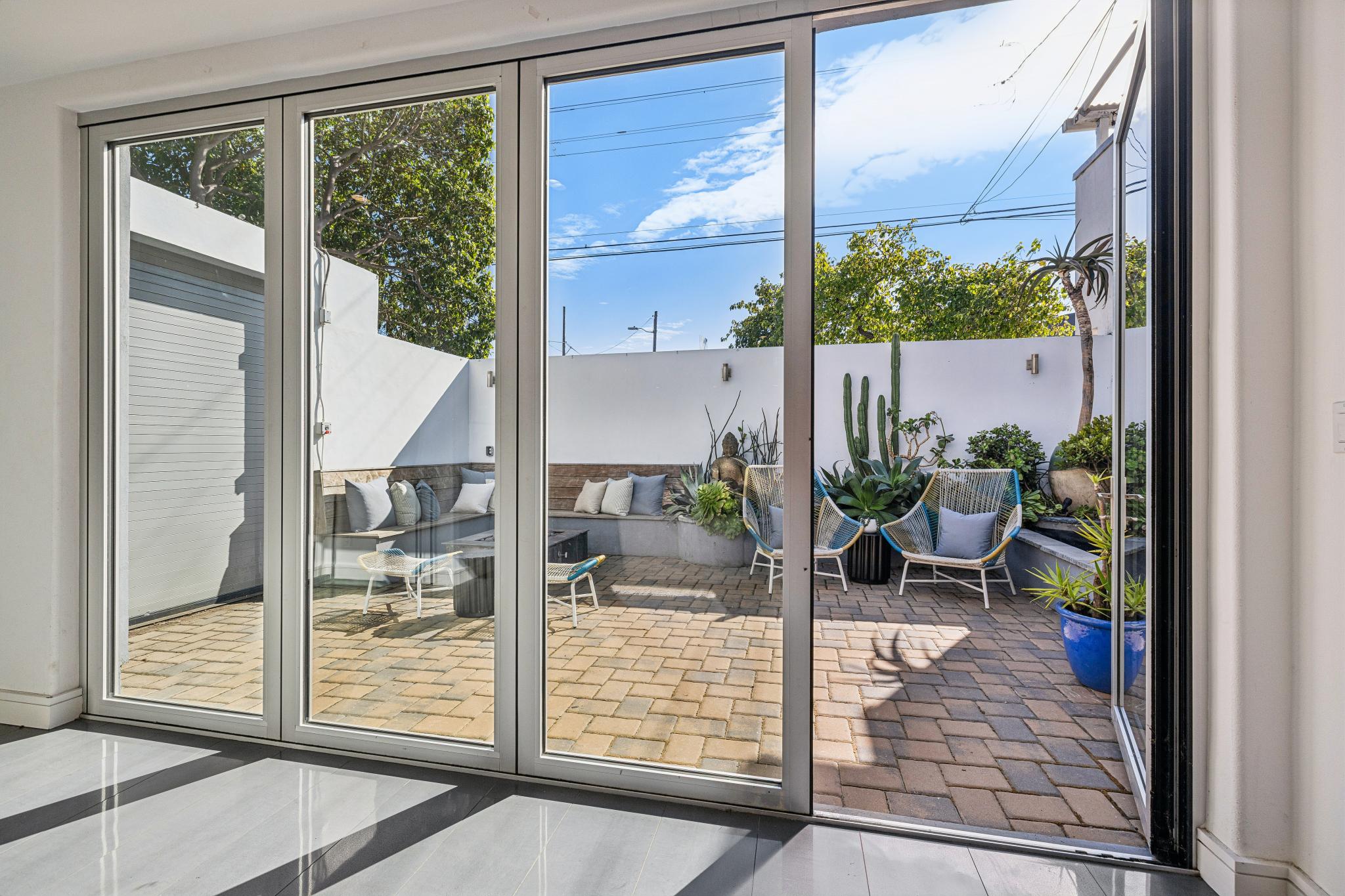  1450 Hawes Street - 物件實景