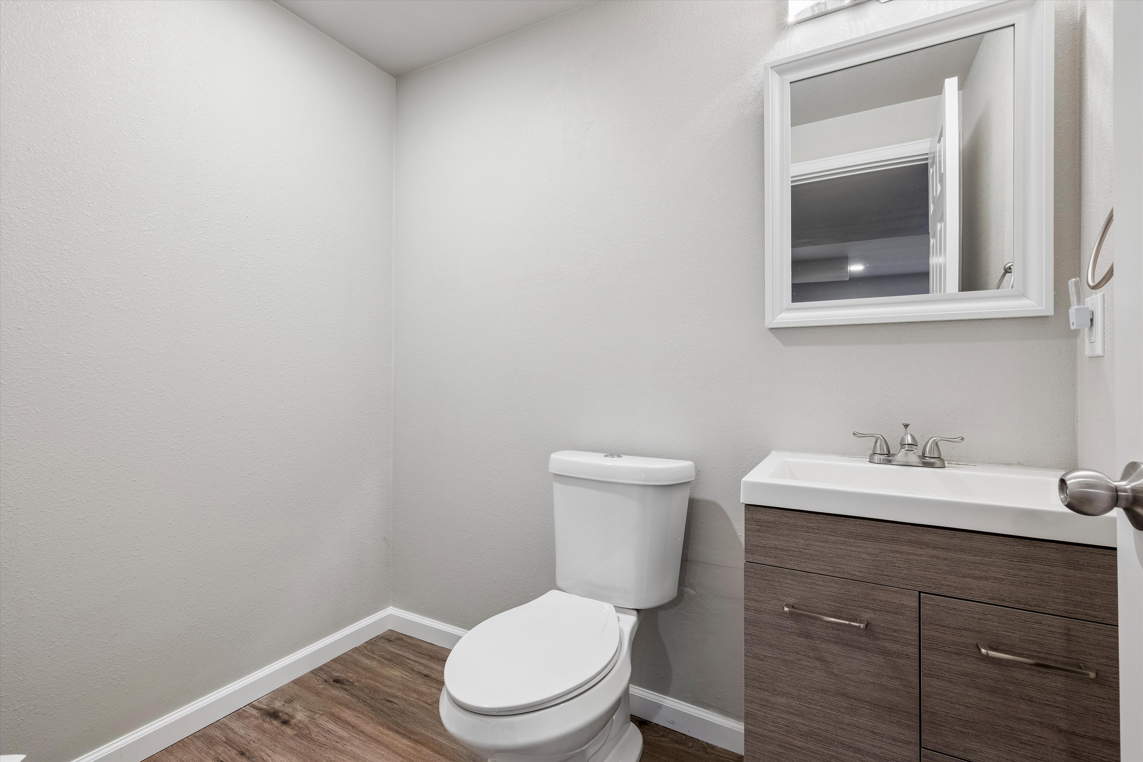  Discover effortless elegance in this stylishly updated home - 物件實景