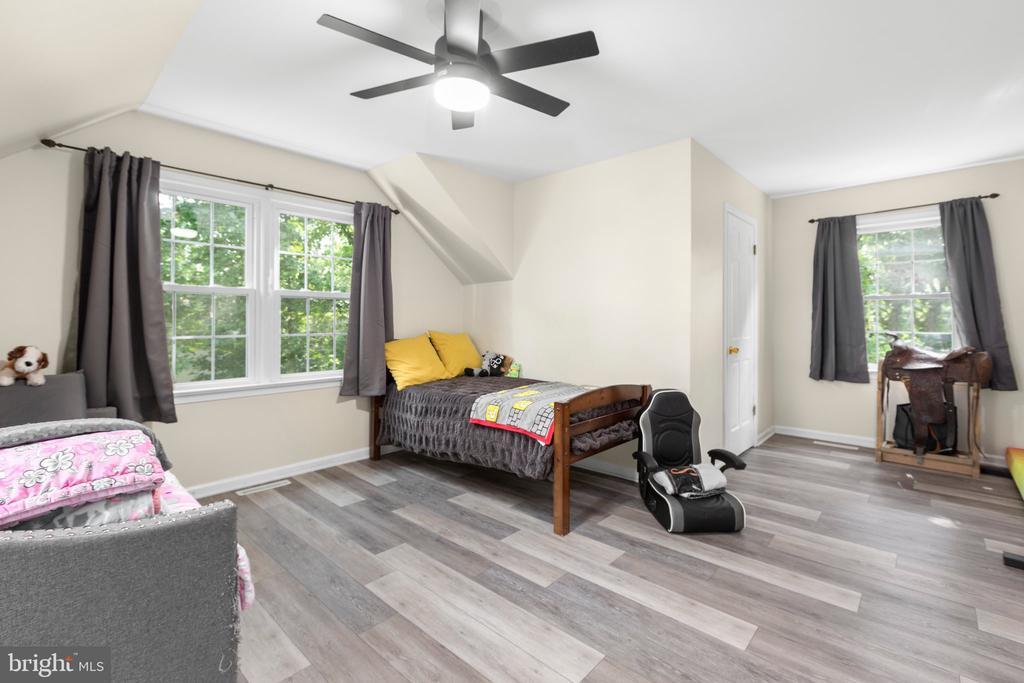 Fredericksburg, Virginia, 22407, United States, 4 Bedrooms Bedrooms, ,4 BathroomsBathrooms,Residential,For Sale,1849962