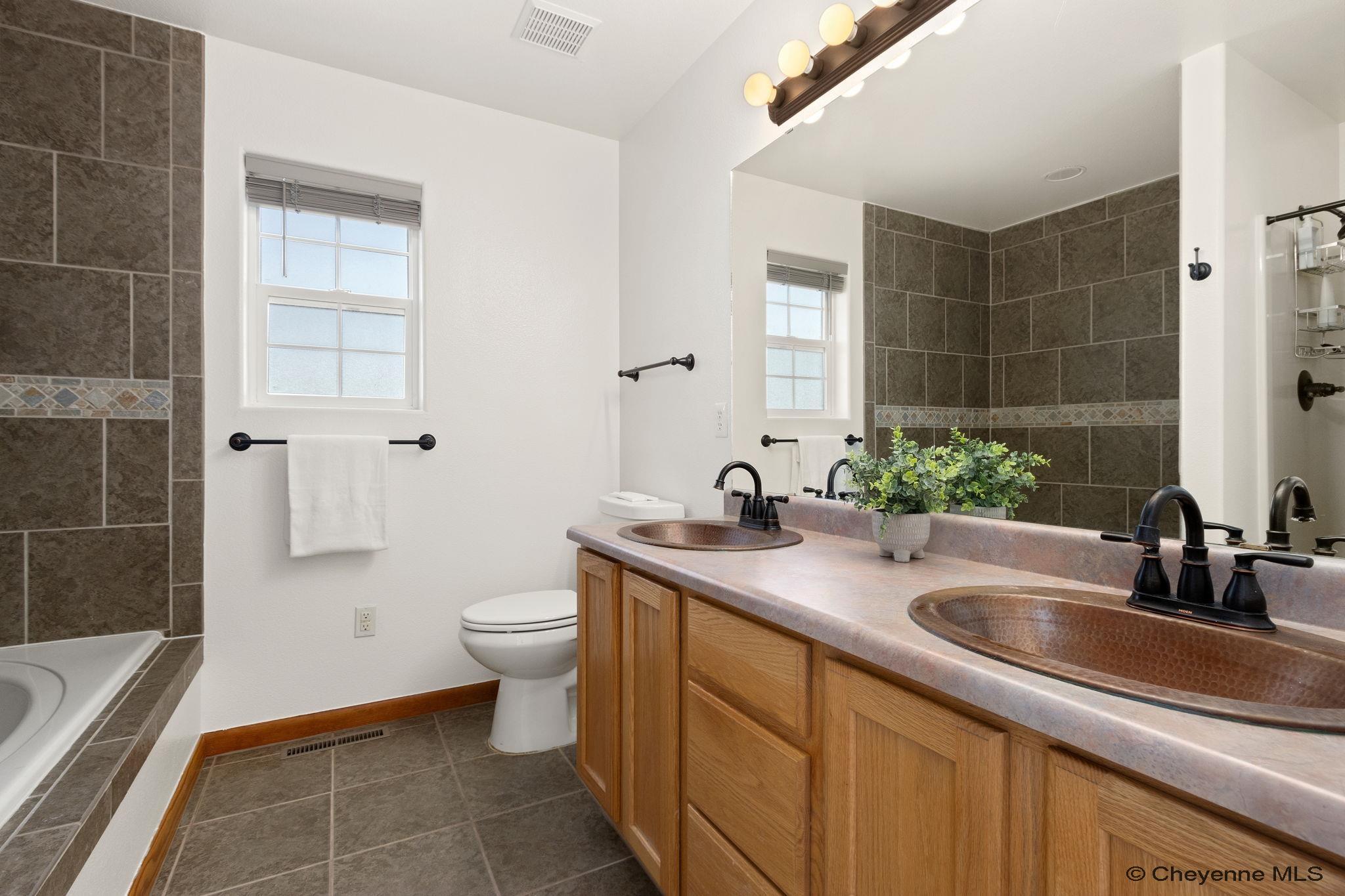 Cheyenne, Wyoming, 82009, United States, 5 Bedrooms Bedrooms, ,3 BathroomsBathrooms,Residential,For Sale,2003035