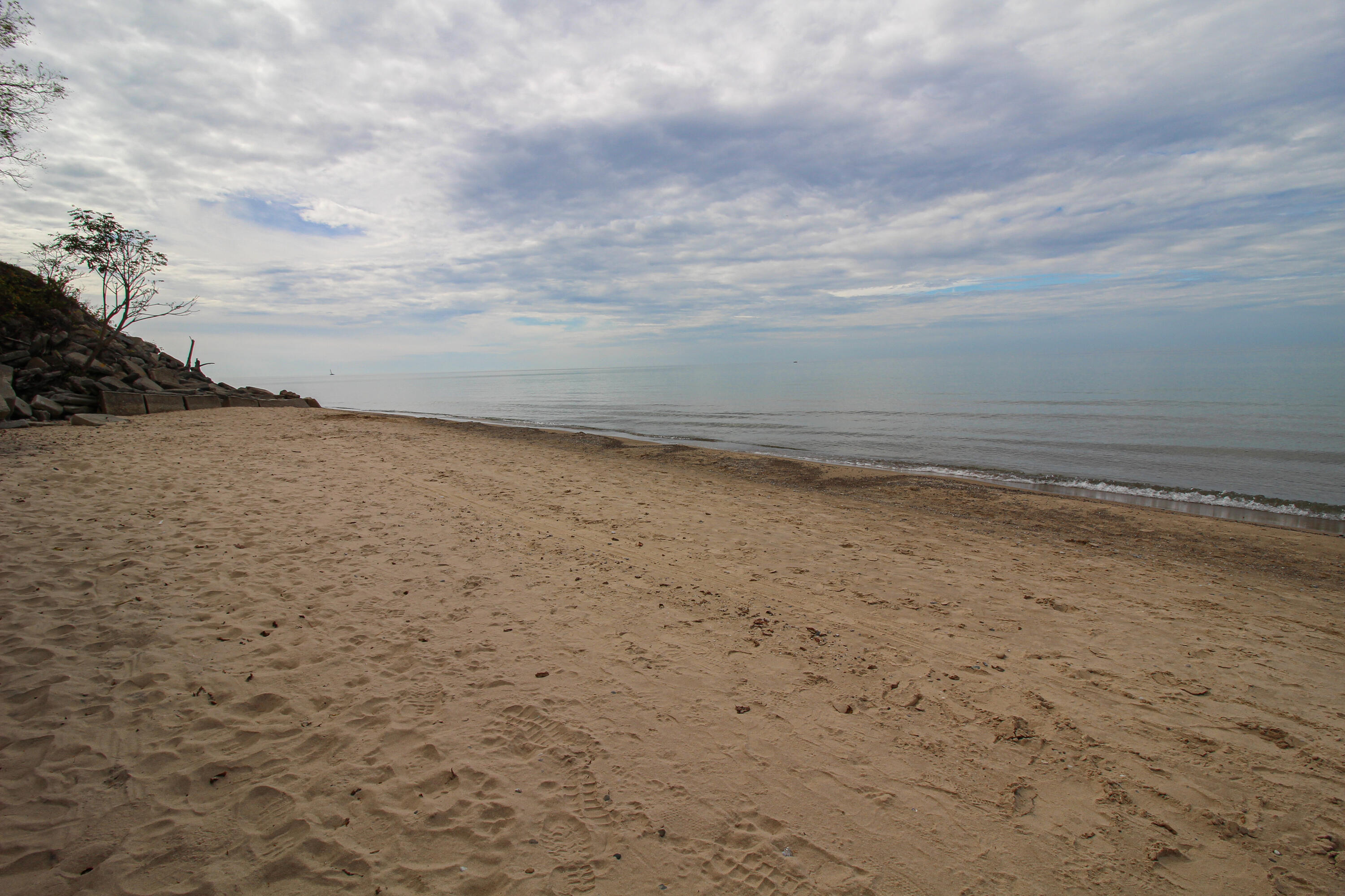 South Haven, Michigan, 49090, United States, 3 Bedrooms Bedrooms, ,4 BathroomsBathrooms,Residential,For Sale,1982825