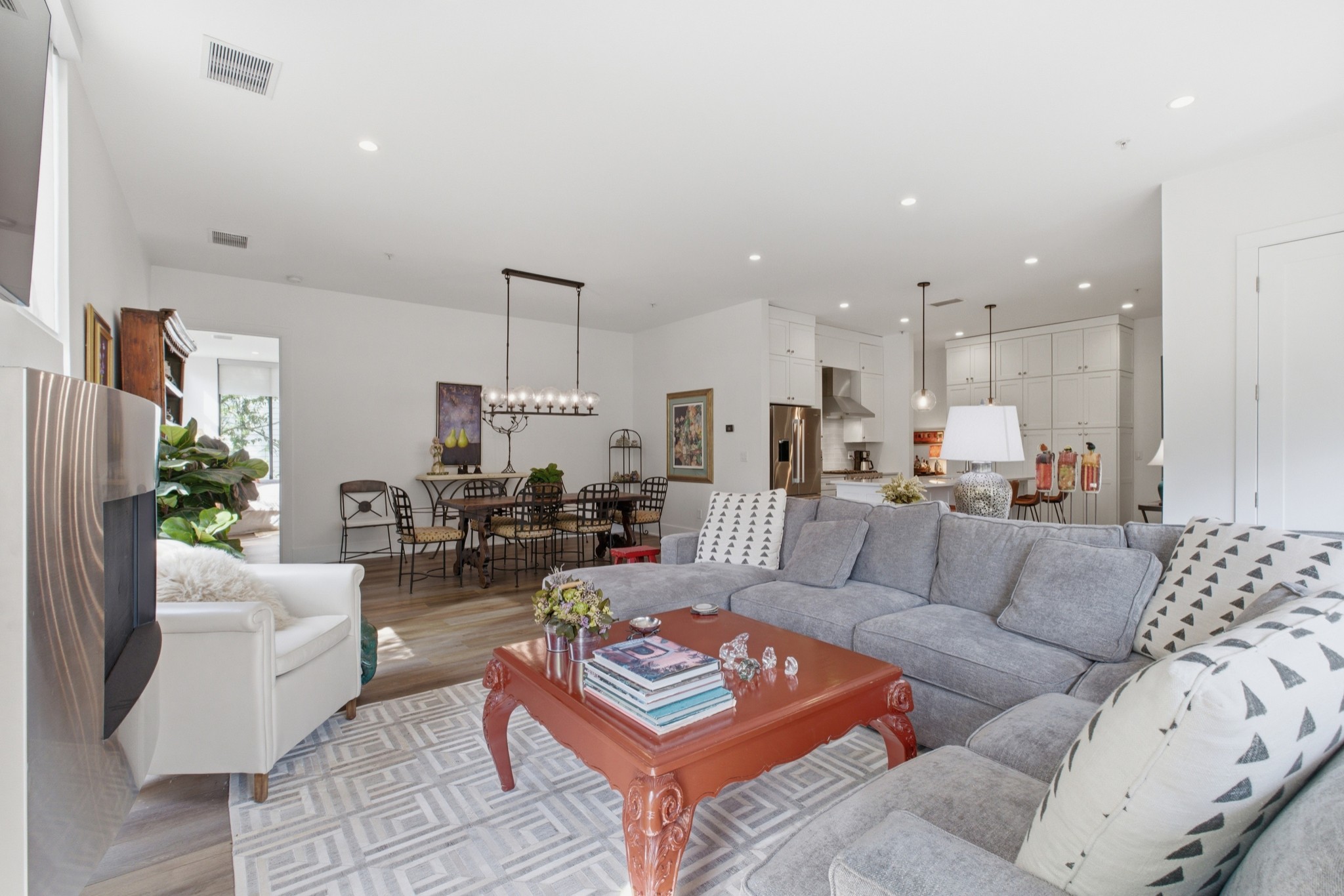  204 Acklen Park Dr Unit #103, Nashville, TN, 37203 - 物件實景