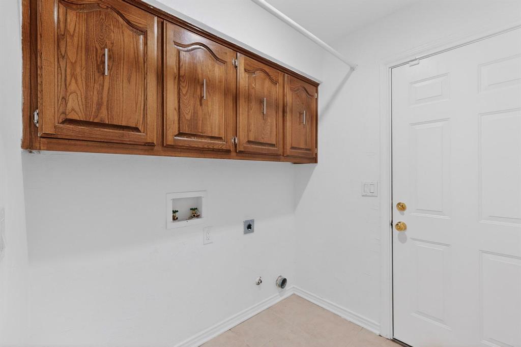 Plano, Texas, 75023, United States, 5 Bedrooms Bedrooms, ,3 BathroomsBathrooms,Residential,For Sale,2008160