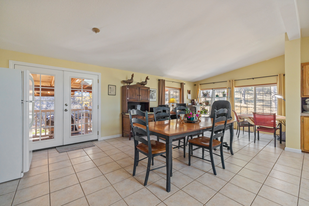 KLAMATH FALLS, Oregon, 97603, United States, 3 Bedrooms Bedrooms, ,2 BathroomsBathrooms,Residential,For Sale,1984310