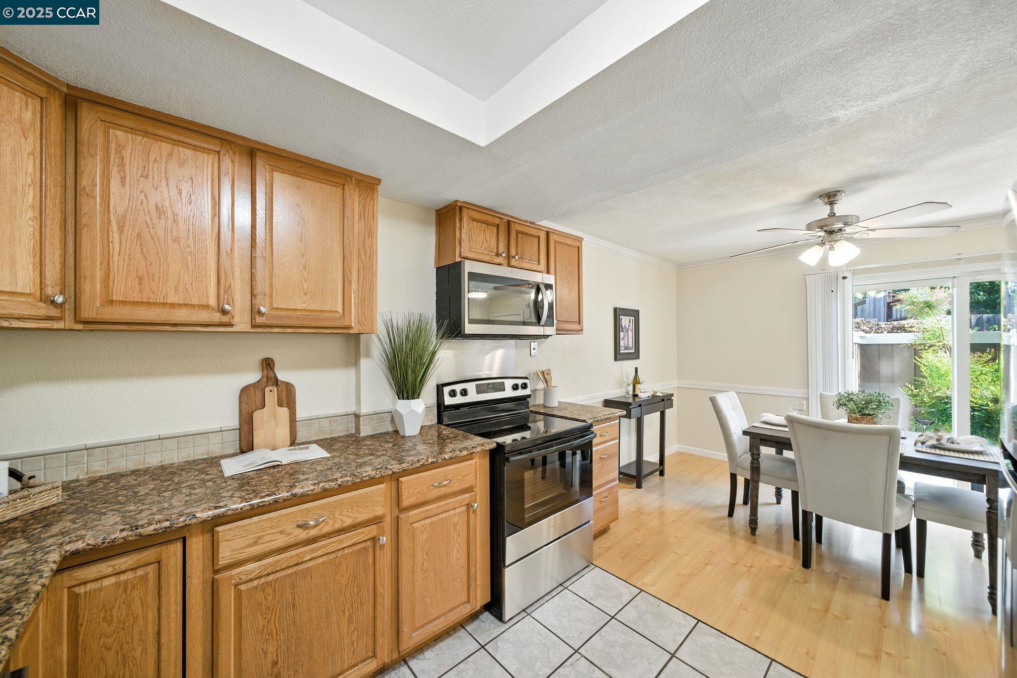 Concord, California, 94518, United States, 3 Bedrooms Bedrooms, ,2 BathroomsBathrooms,Residential,For Sale,1903400