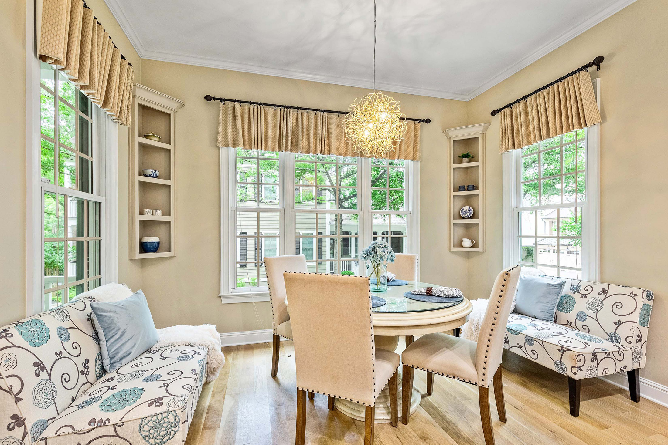  Lovely Home on Large Parkside Estate Lot in Beautiful North Cove - 物件實景