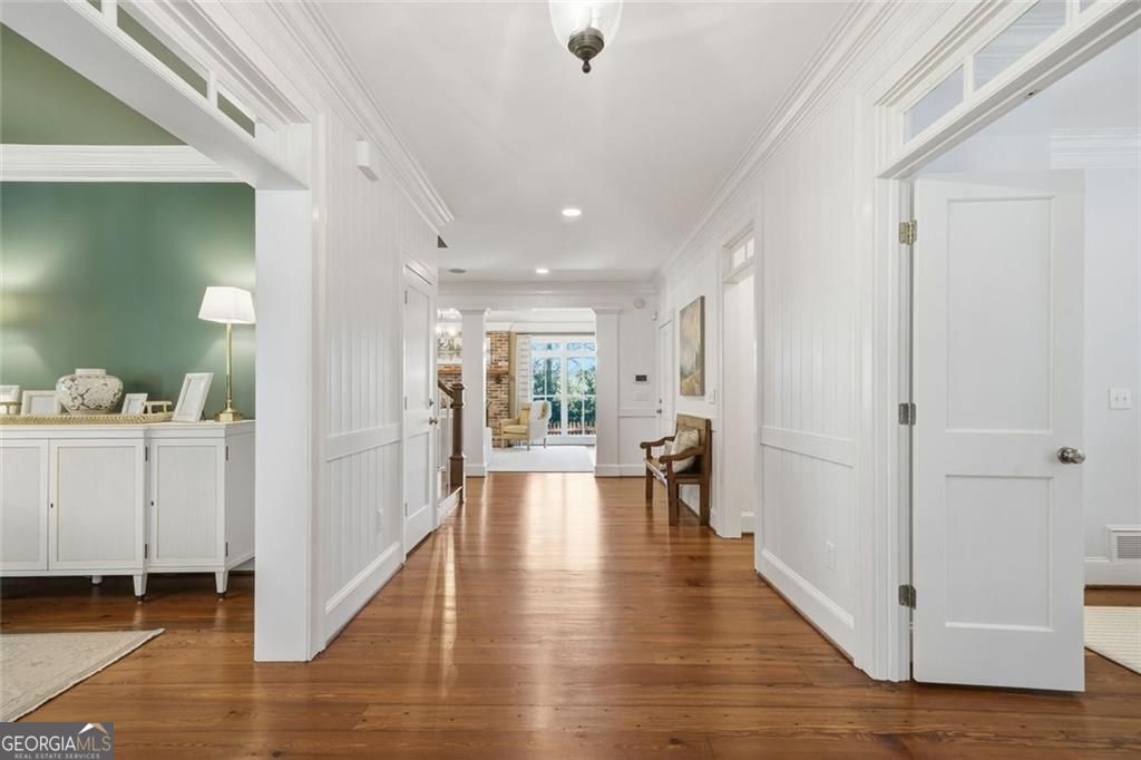 Kennesaw, Georgia, 30152, United States, 5 Bedrooms Bedrooms, ,3 BathroomsBathrooms,Residential,For Sale,1988783