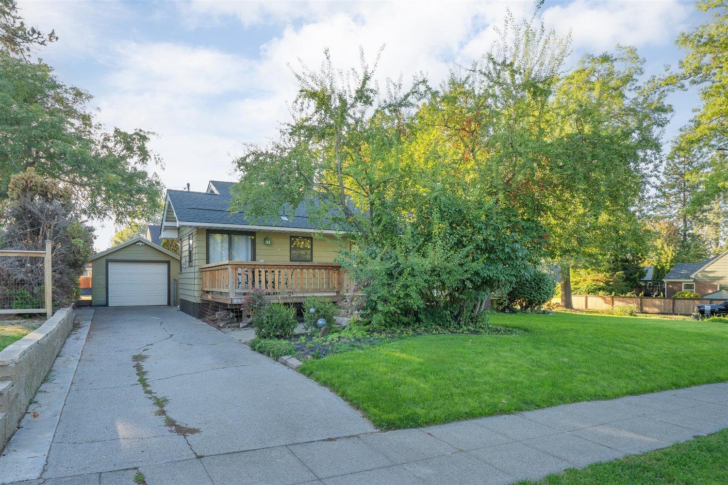 Spokane, Washington, 99203, United States, 3 Bedrooms Bedrooms, ,2 BathroomsBathrooms,Residential,For Sale,1955587