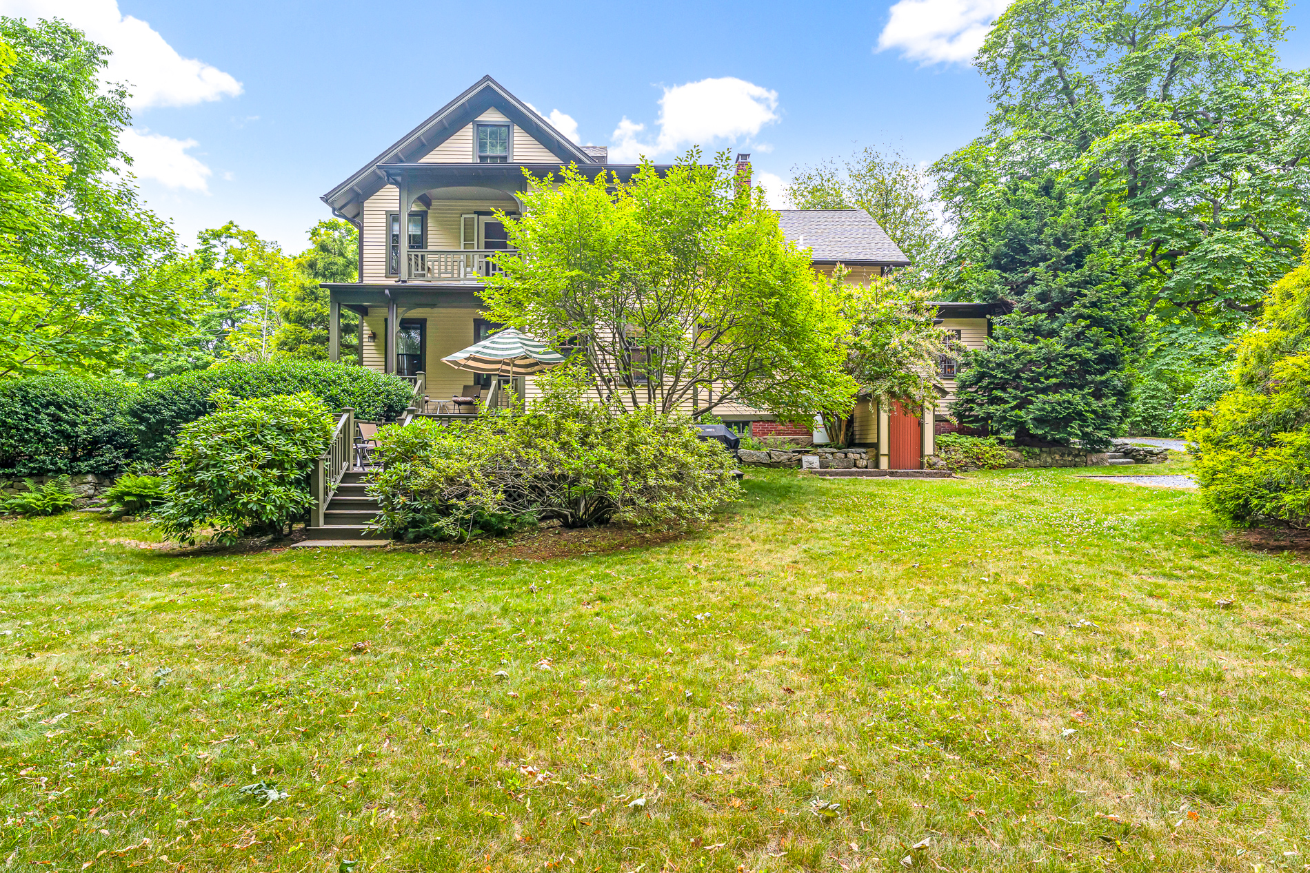  300 Kenyon Avenue, South Kingstown, RI, 02879 - 物件實景