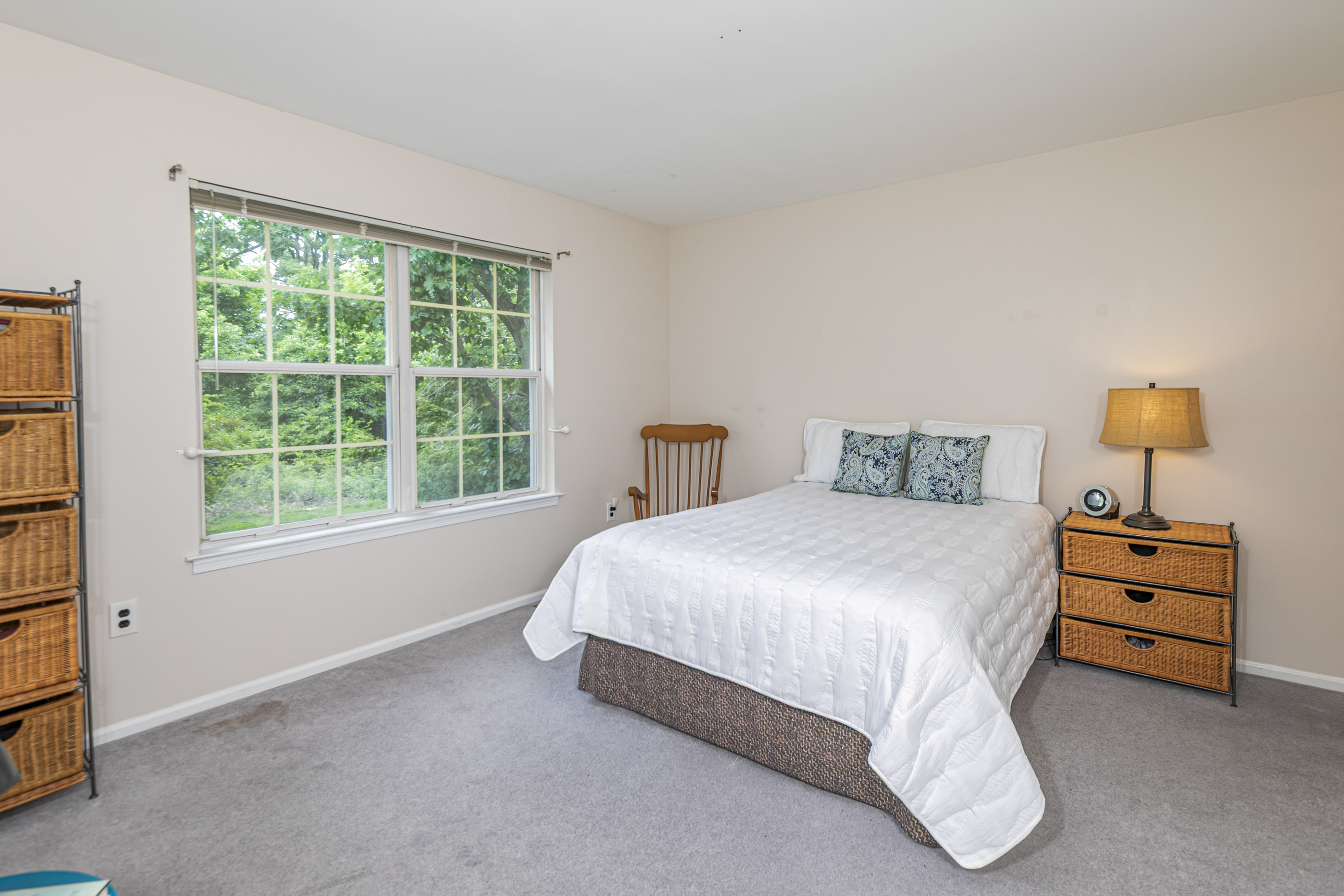  Roomy End-Unit Townhome Steps from Village Park - 物件實景