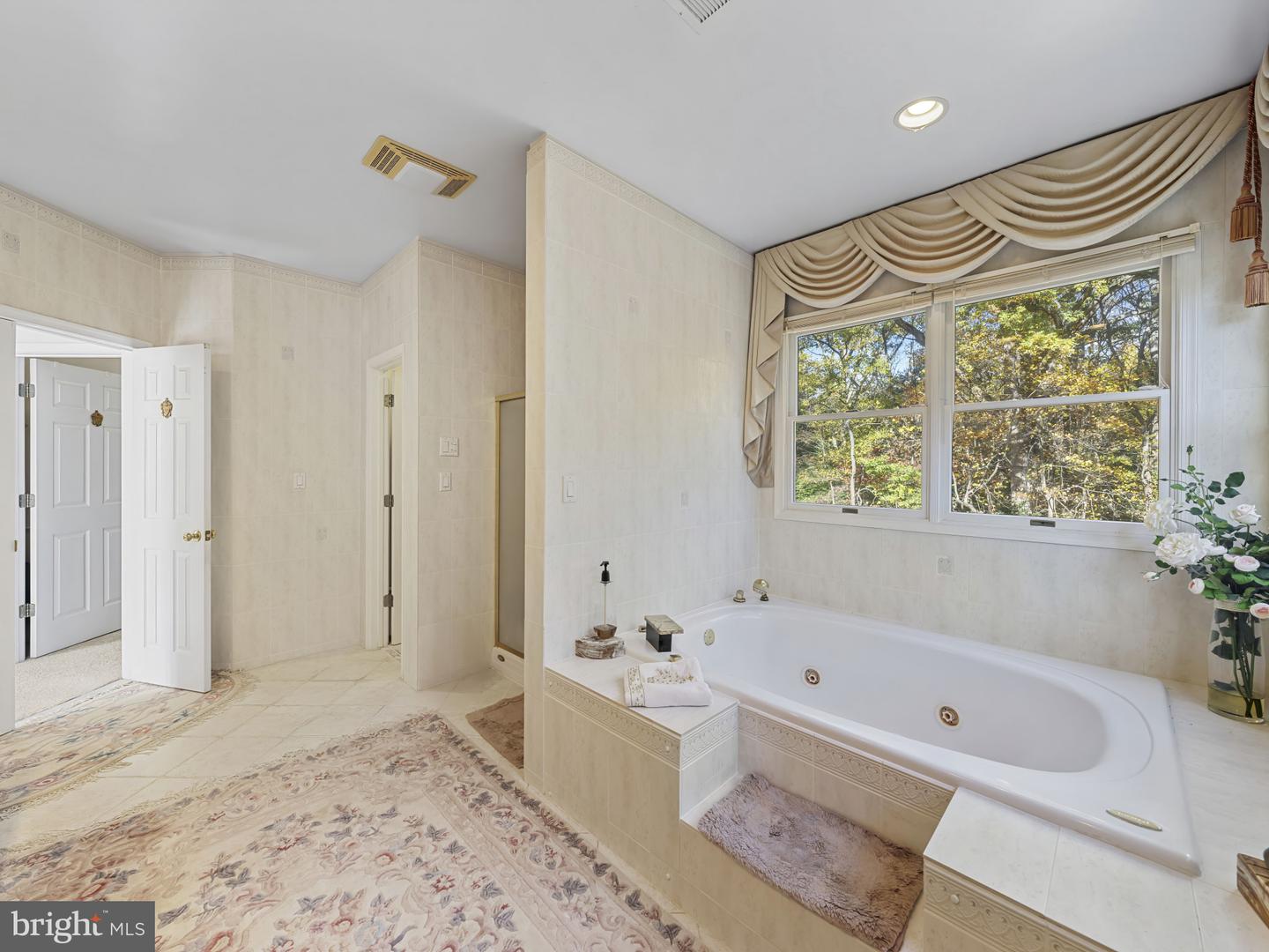 Reston, Virginia, 20190, United States, 6 Bedrooms Bedrooms, ,6 BathroomsBathrooms,Residential,For Sale,1987632