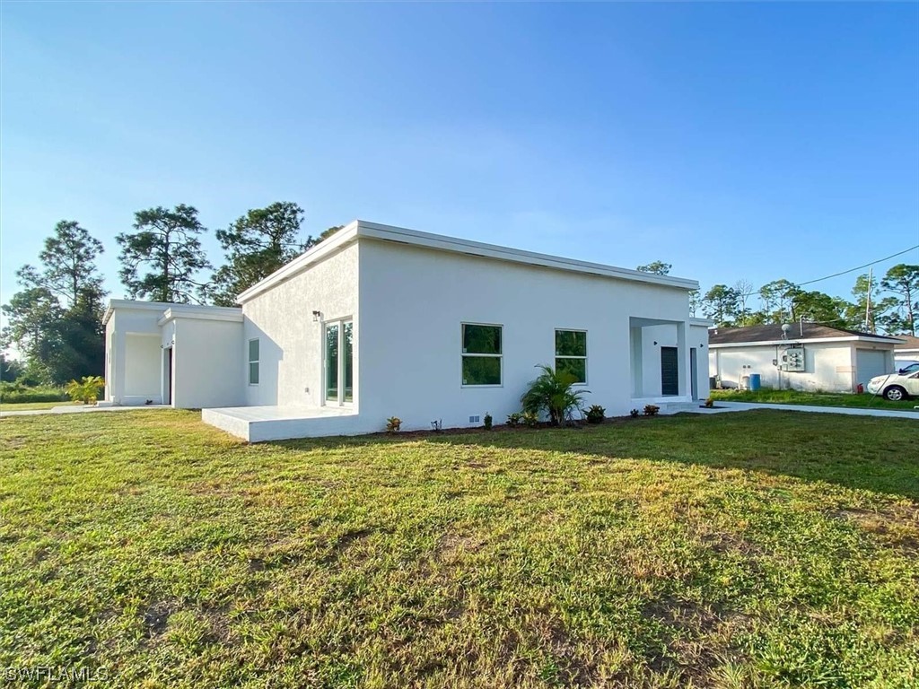 Lehigh Acres, Florida, 33973, United States, 6 Bedrooms Bedrooms, ,4 BathroomsBathrooms,Residential,For Sale,1872898
