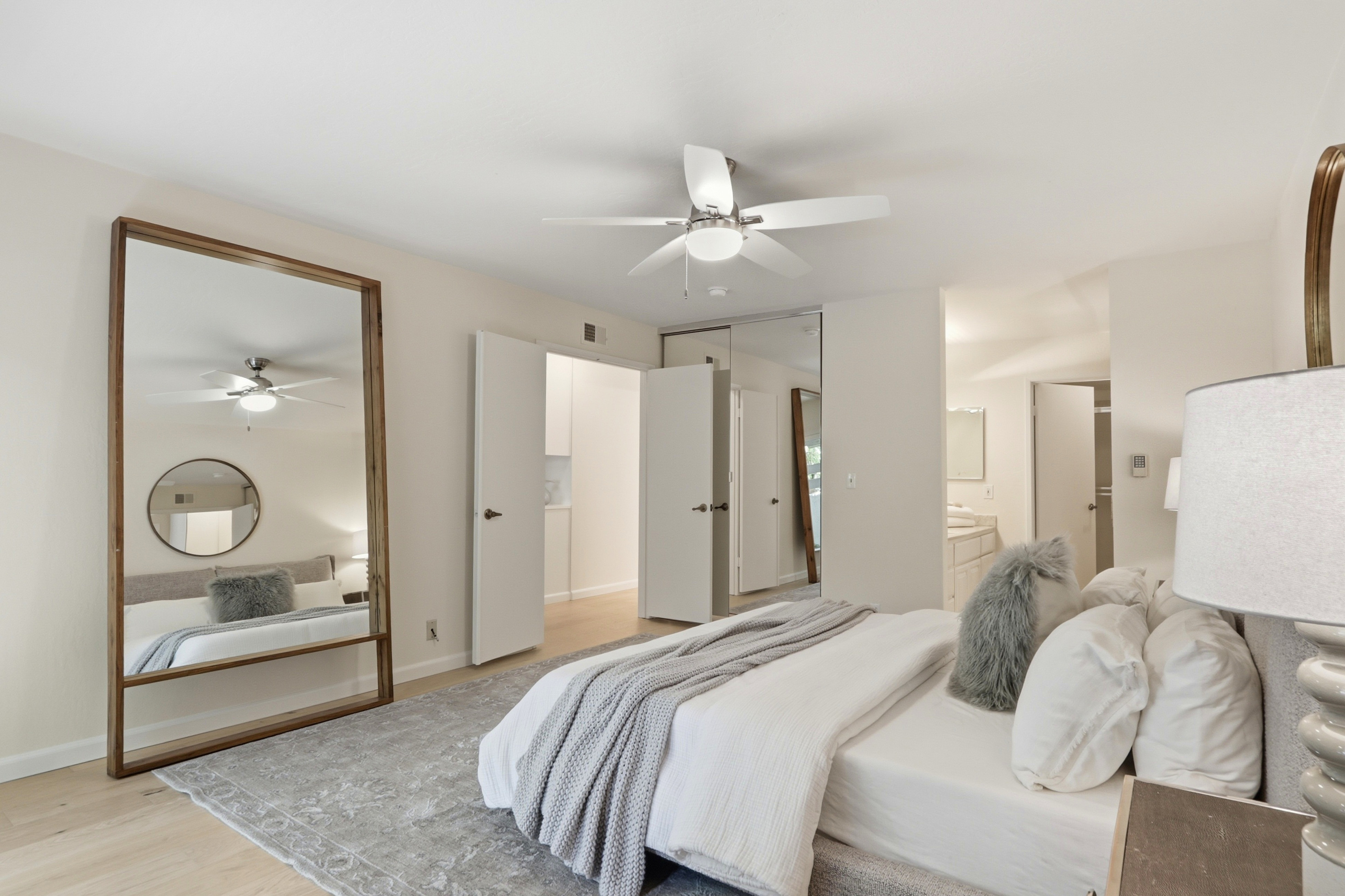  Updated Willow Glen Townhome - 物件實景