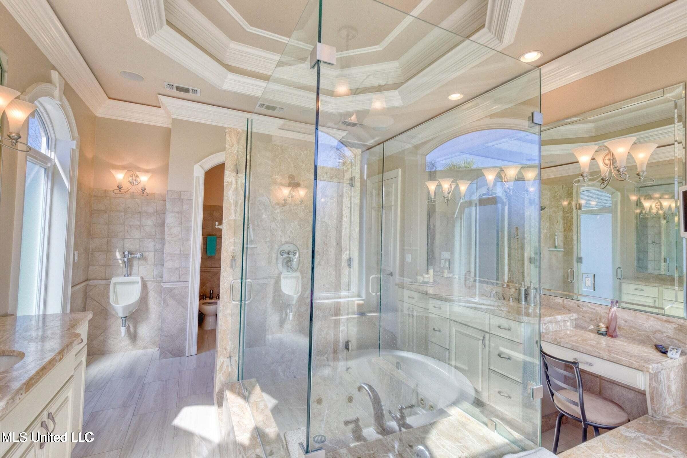 Diamondhead, Mississippi, 39525, United States, 6 Bedrooms Bedrooms, ,6 BathroomsBathrooms,Residential,For Sale,1980430