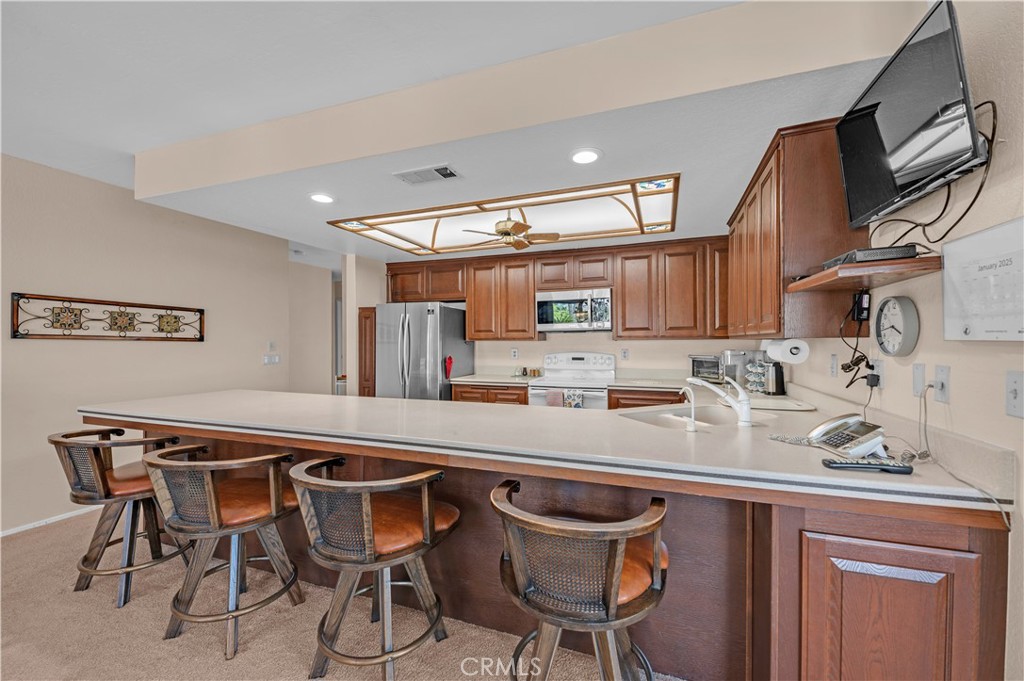 CANYON LAKE, California, 92587, United States, 4 Bedrooms Bedrooms, ,3 BathroomsBathrooms,Residential,For Sale,1805352