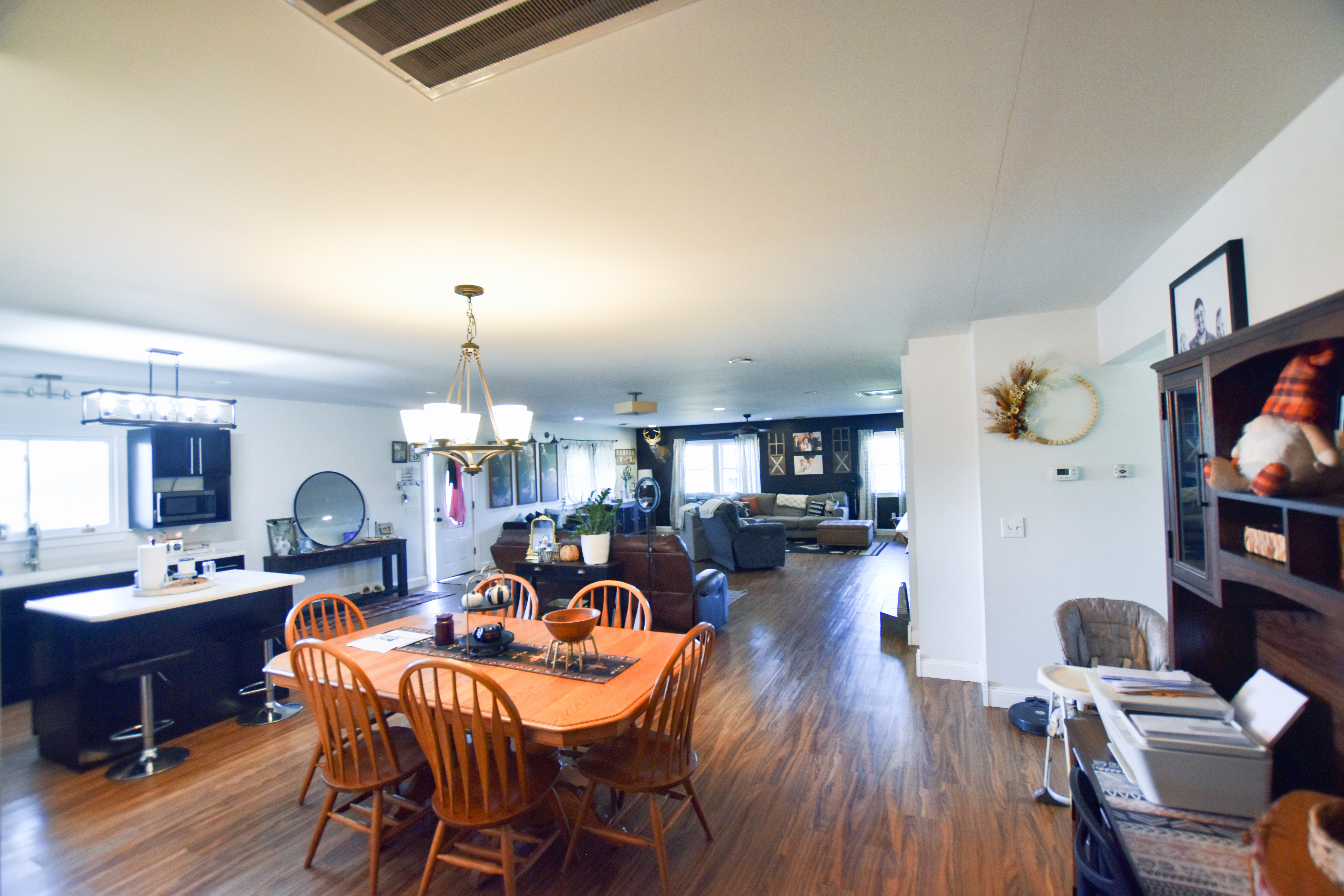 Flemingsburg, Kentucky, 41041, United States, 3 Bedrooms Bedrooms, ,2 BathroomsBathrooms,Residential,For Sale,1915775