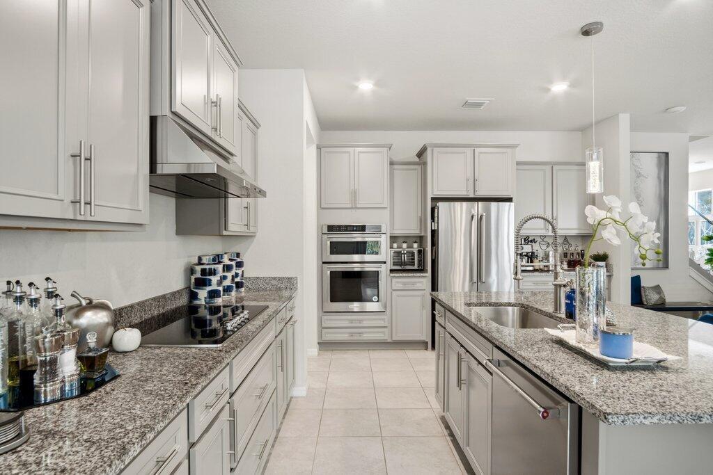 Hollywood, Florida, 33021, United States, 5 Bedrooms Bedrooms, ,3 BathroomsBathrooms,Residential,For Sale,1990187