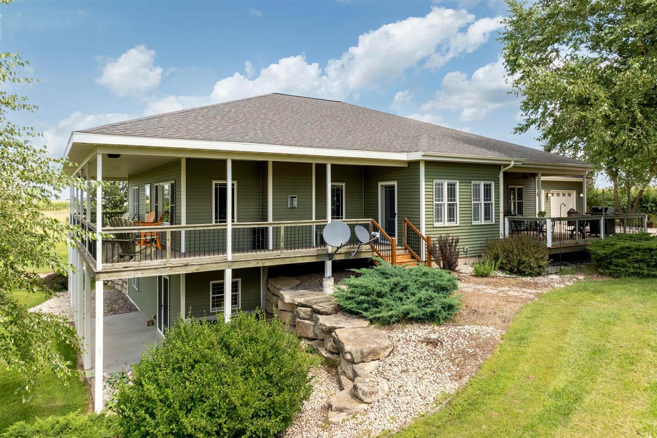 Green Lake, Wisconsin, 54941, United States, 4 Bedrooms Bedrooms, ,3 BathroomsBathrooms,Residential,For Sale,1928712