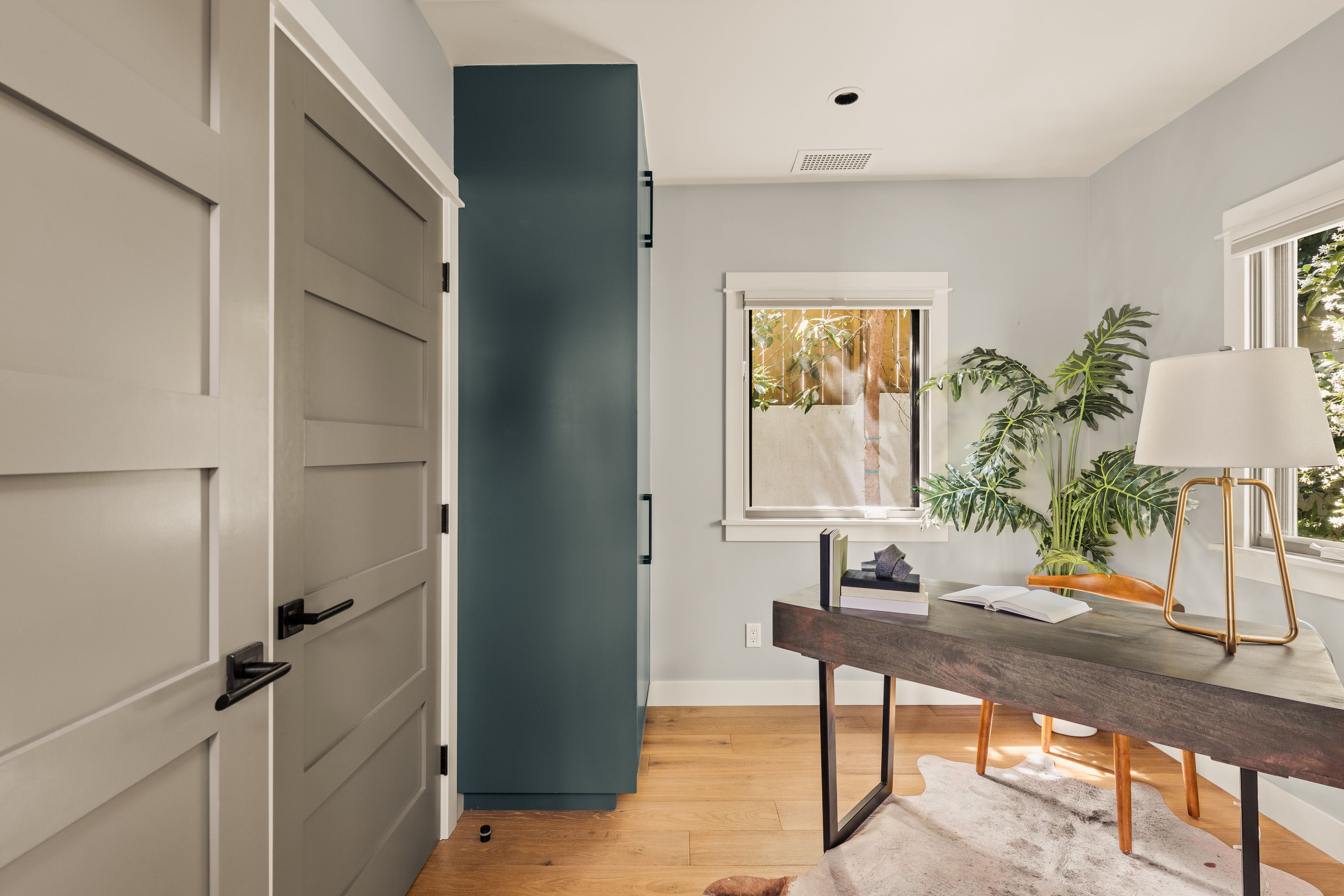  9009 Lloyd Place - 物件實景