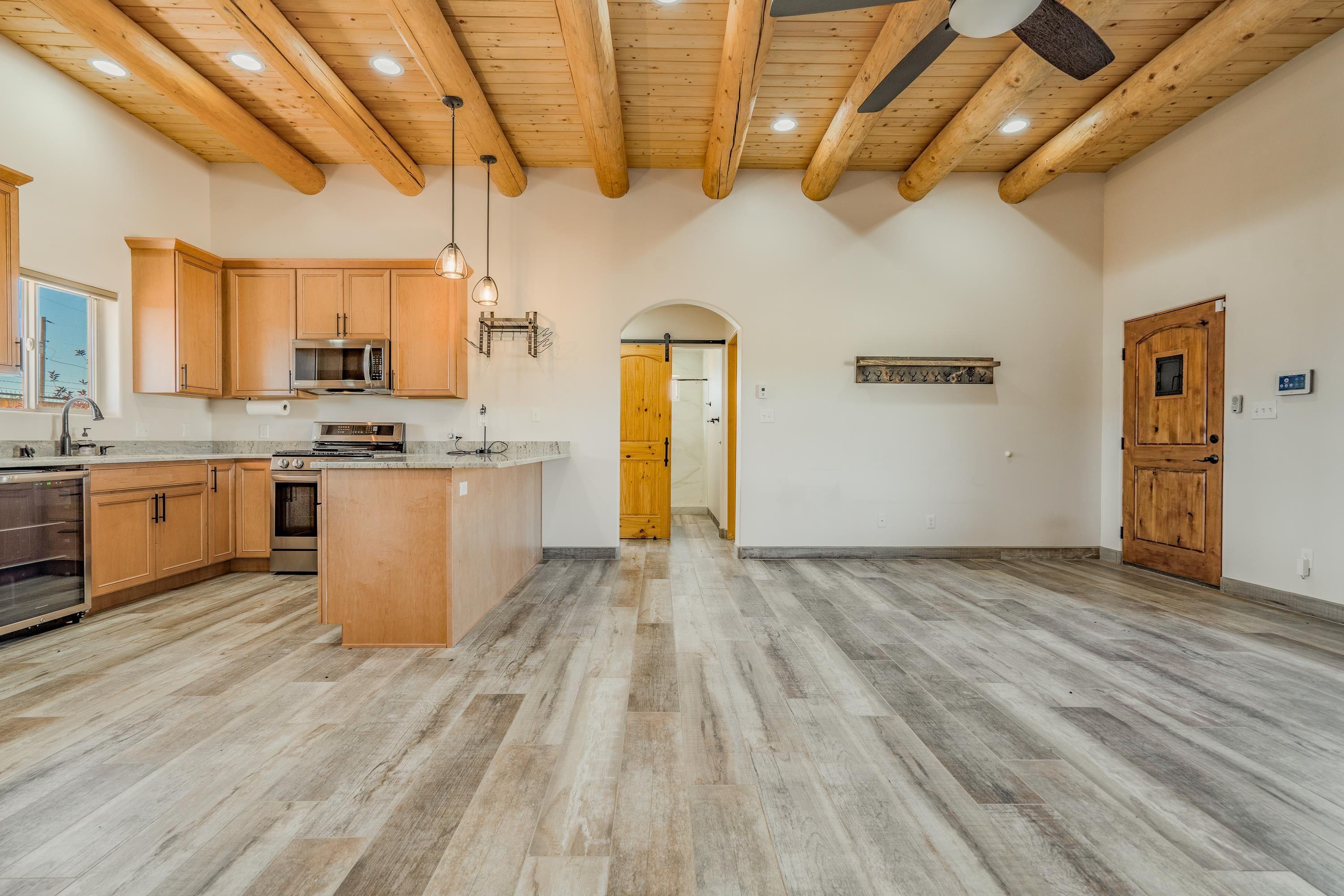 Taos, New Mexico, 87557, United States, 3 Bedrooms Bedrooms, ,2 BathroomsBathrooms,Residential,For Sale,1959300