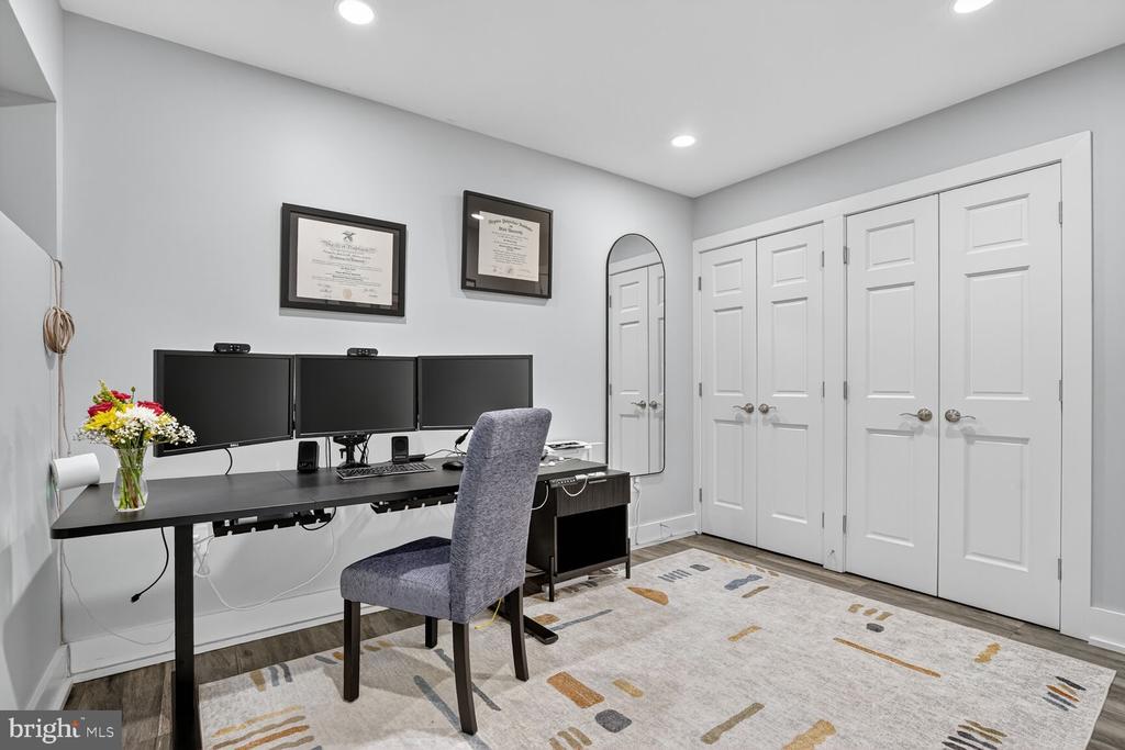 Washington, District of Columbia, 20010, United States, 2 Bedrooms Bedrooms, ,2 BathroomsBathrooms,Residential,For Sale,1975364