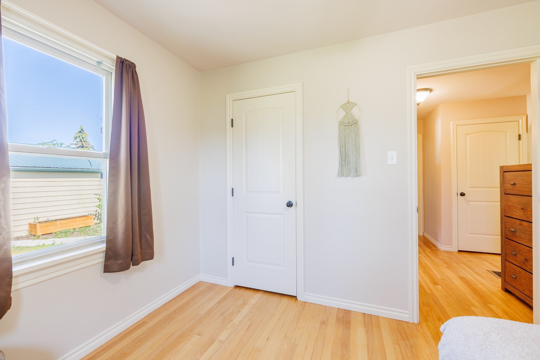 Helena, Montana, 59602, United States, 3 Bedrooms Bedrooms, ,2 BathroomsBathrooms,Residential,For Sale,1837520