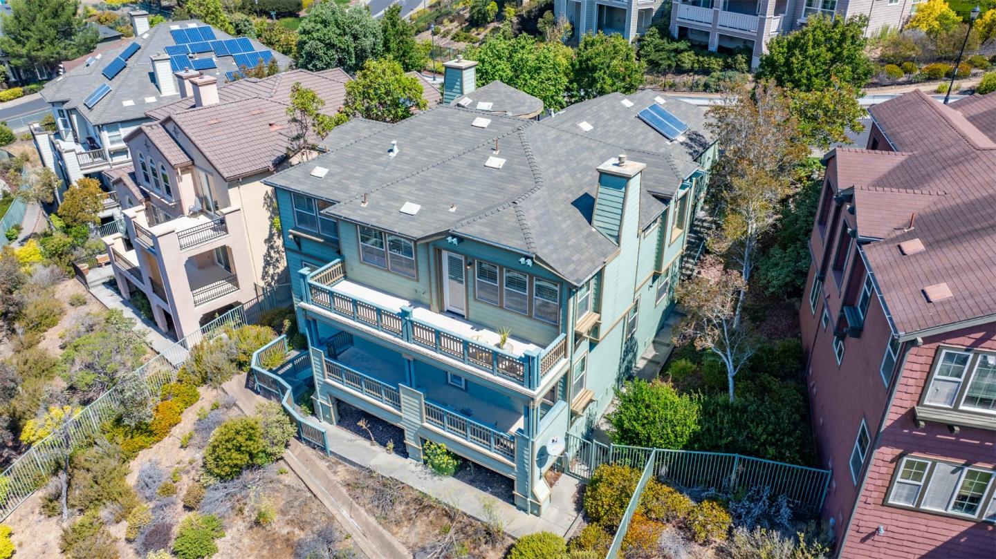 Brisbane, California, 94005, United States, 5 Bedrooms Bedrooms, ,3 BathroomsBathrooms,Residential,For Sale,1940536