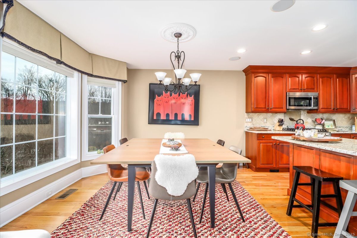 New Milford, Connecticut, 06776, United States, 2 Bedrooms Bedrooms, ,4 BathroomsBathrooms,Residential,For Sale,1938812