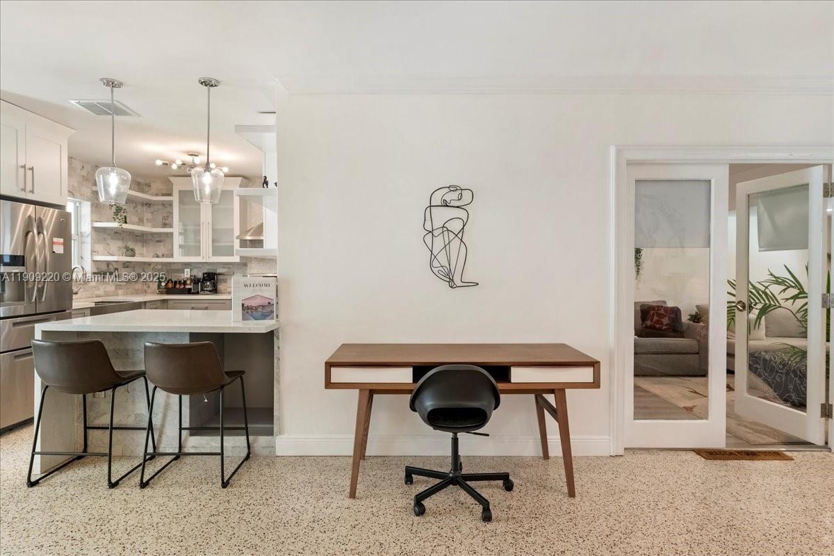 Miami, Florida, 33145, United States, 3 Bedrooms Bedrooms, ,2 BathroomsBathrooms,Residential,For Sale,1987524