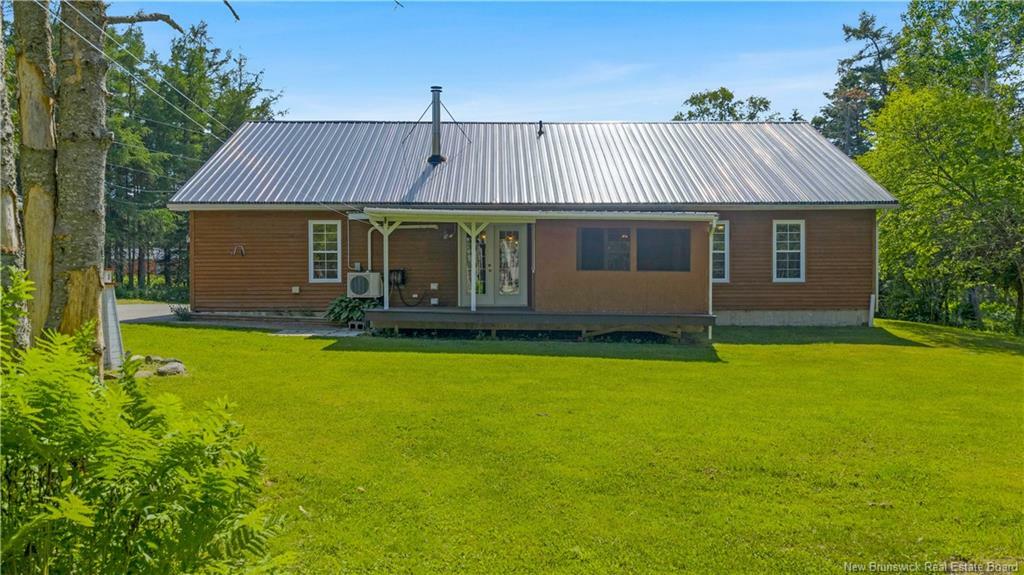 BAYSIDE, New Brunswick, E5B 2T1, CA, 3 Bedrooms Bedrooms, ,2 BathroomsBathrooms,Residential,For Sale,1876471